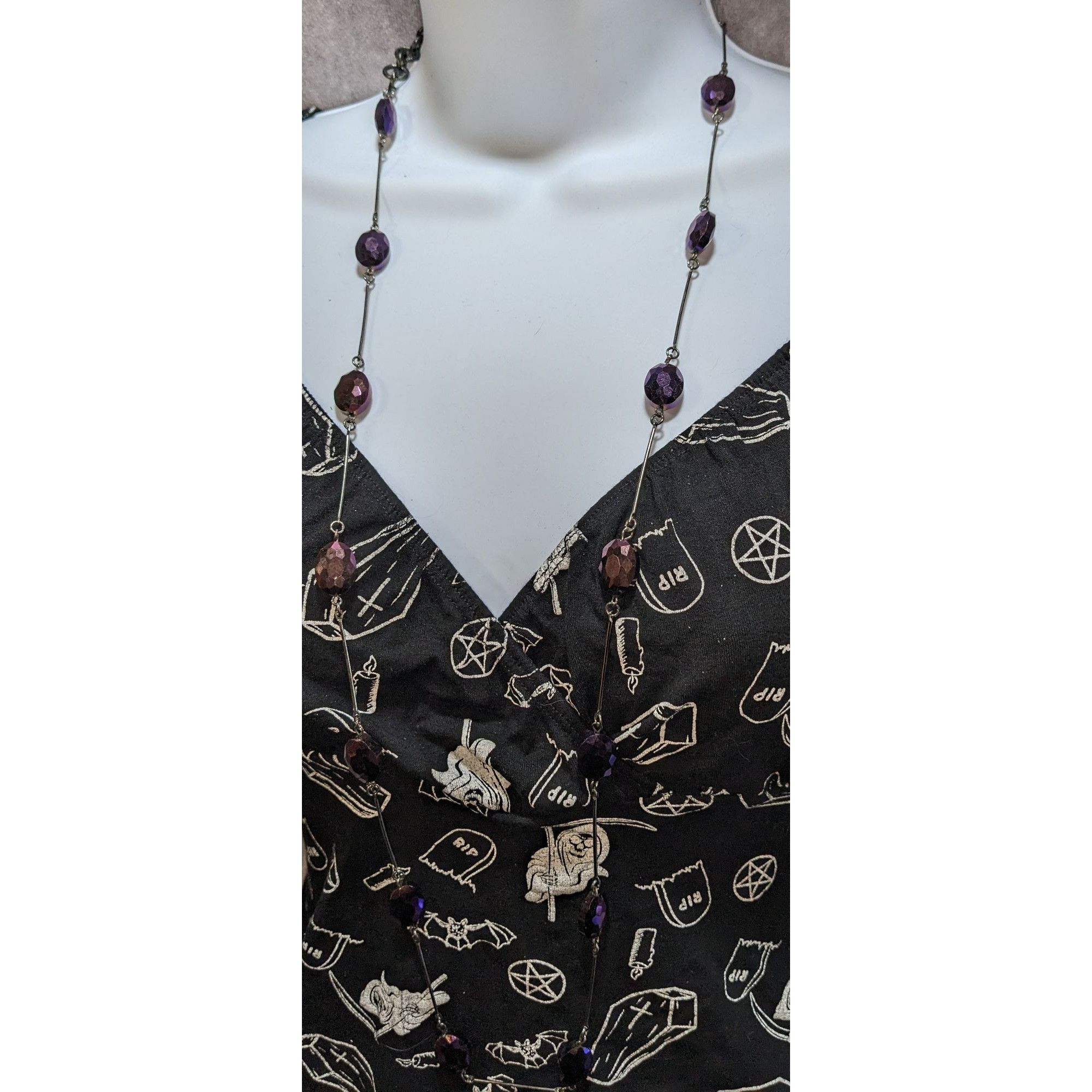 Other Charming Charlie Gothic Purple Faceted Bead Station Necklace Size ONE SIZE - 3 Thumbnail
