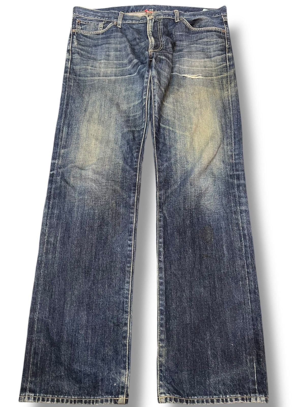 Jun Takahashi × Uniqlo Vintage UJ Mudwash Distressed Denim Size US 39 - 1 Thumbnail