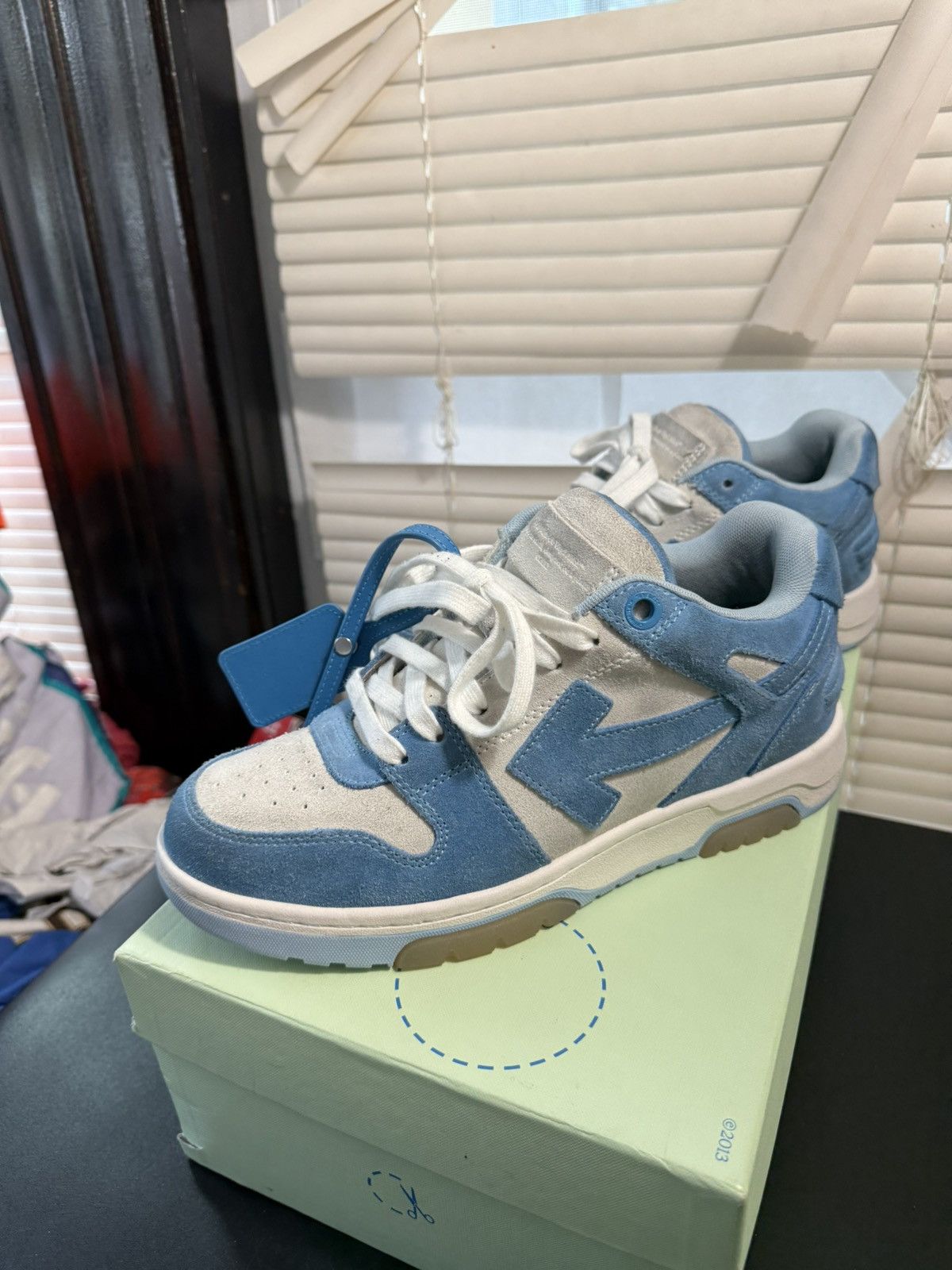 Off-White Out of Office Light Blue Size 40/ 7 US