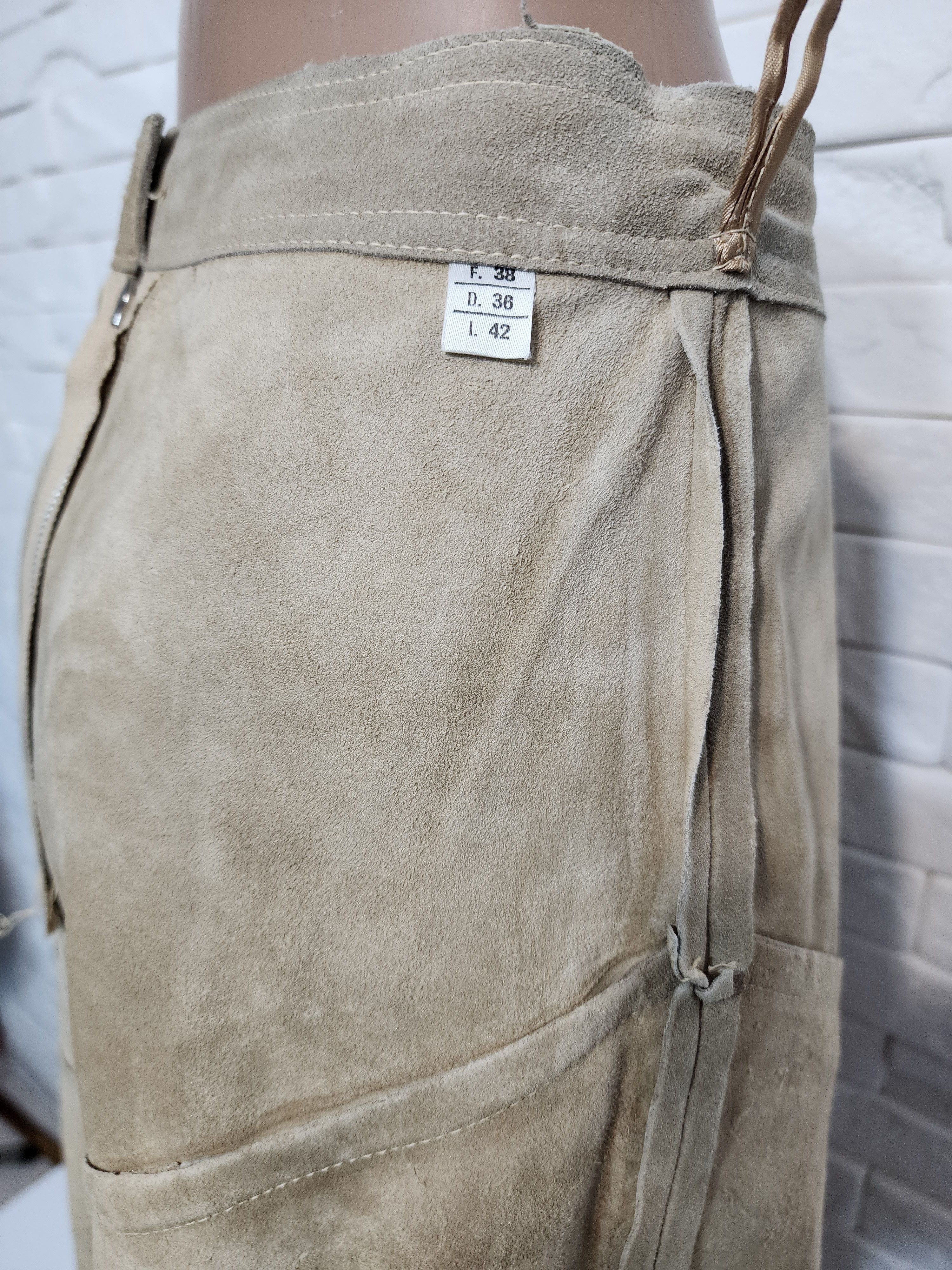 Genuine Leather Beige Suede Leather Skirt: Size 26" / US 2 / IT 38 - 10 Thumbnail