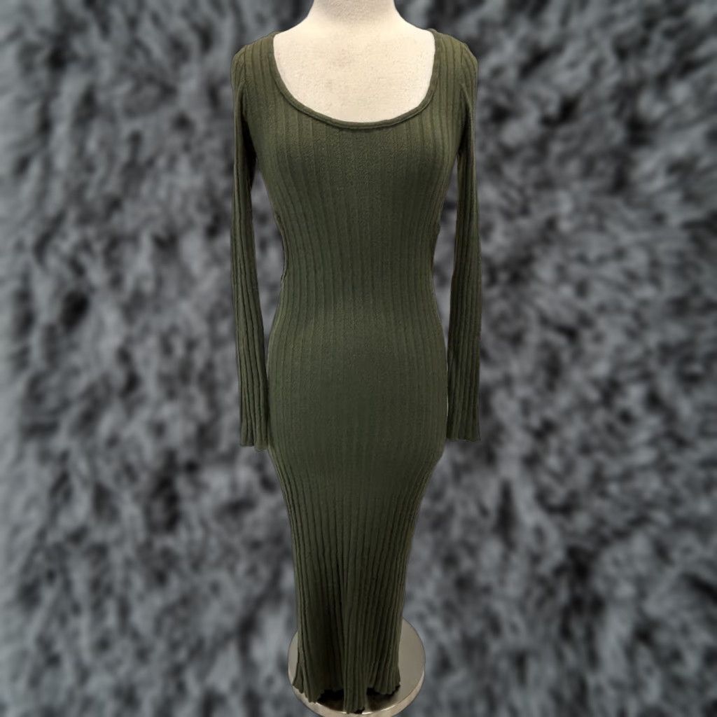 slim fit dress slacks ZARA Forest Green Turtleneck Dress with 3/4 Sleeve- Size M main image 0