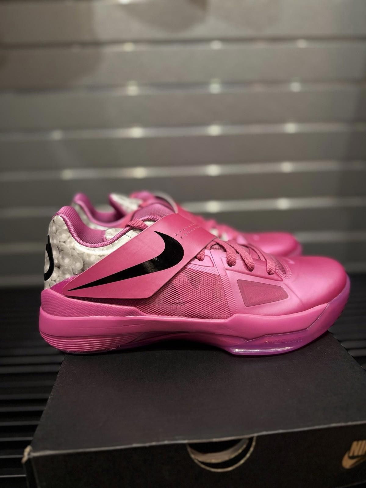 Nike Size 9 - Nike Zoom KD 4 “Aunt Pearl” - (HF9098-600) Size US 9 / EU 42 - 4 Thumbnail