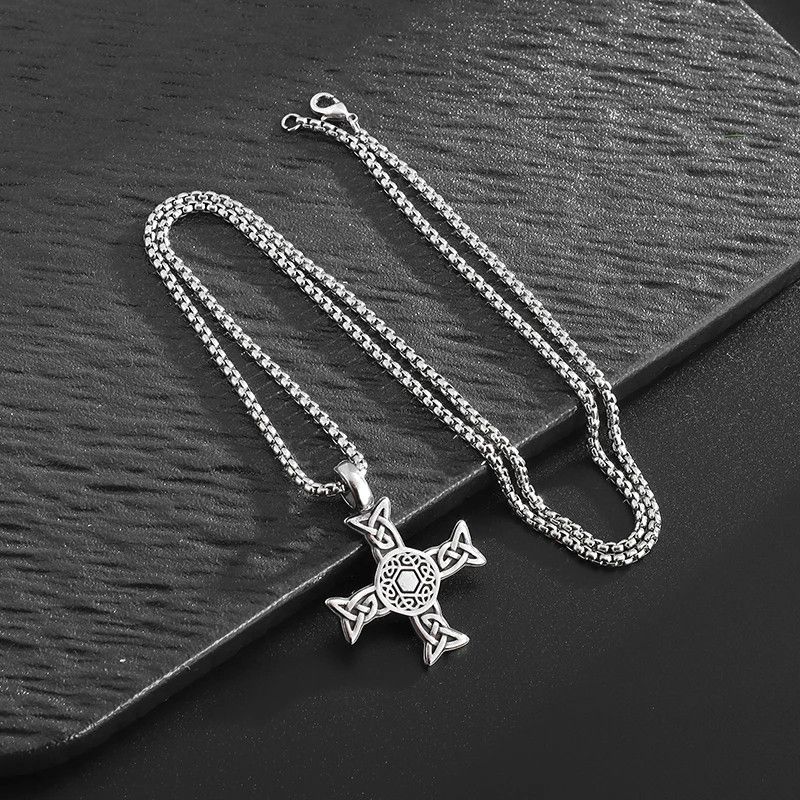 Jewelry × Vintage Cross Celtic Knot Necklace Size ONE SIZE - 4 Thumbnail