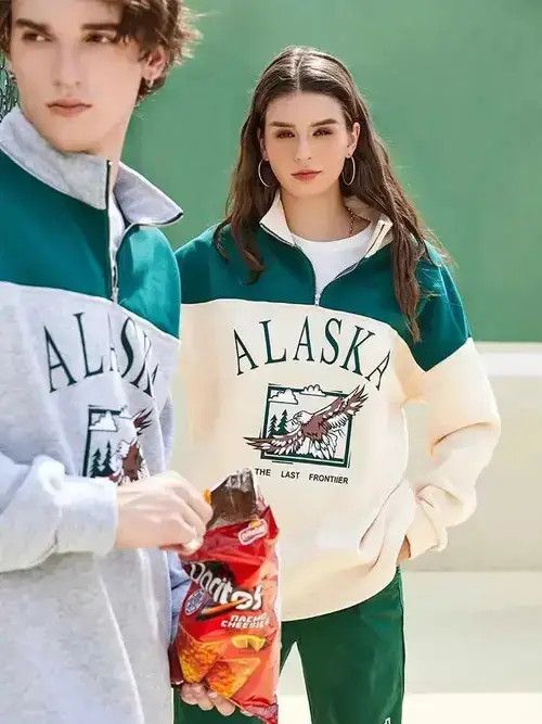 Designer × Japanese Brand Men's fleece sweatshirt with "Alaska" print Size US L / EU 52-54 / 3 - 4 Thumbnail