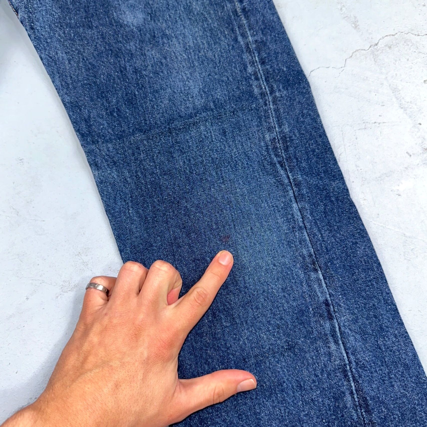 Levi's VINTAGE Levi's 501 Jeans (XX) 80s USA Dark Wash Blue Selvedge 27x34 27x34 Button Denim Straight Mens Size US 27 - 5 Thumbnail