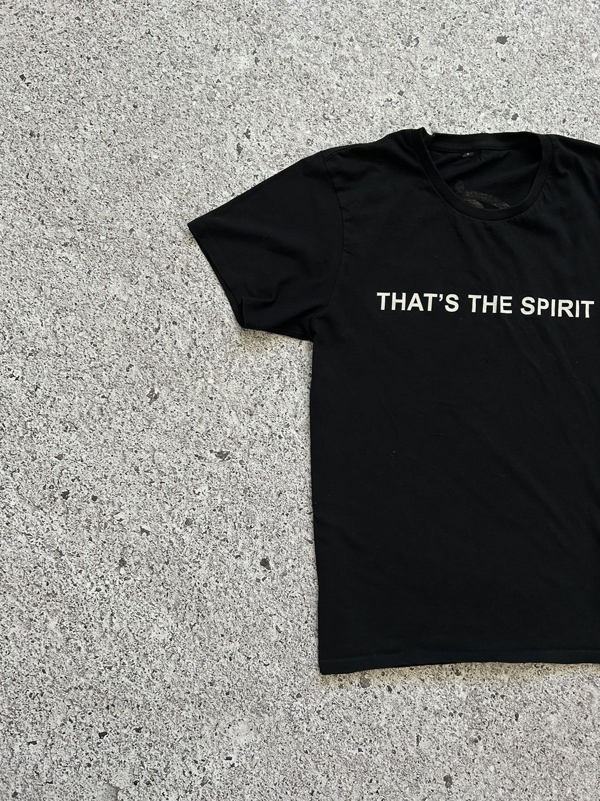 Band Tees × Vintage BRING ME THE HORIZON That’s The Spirit 2015 T-SHIRT Size US L / EU 52-54 / 3 - 4 Thumbnail