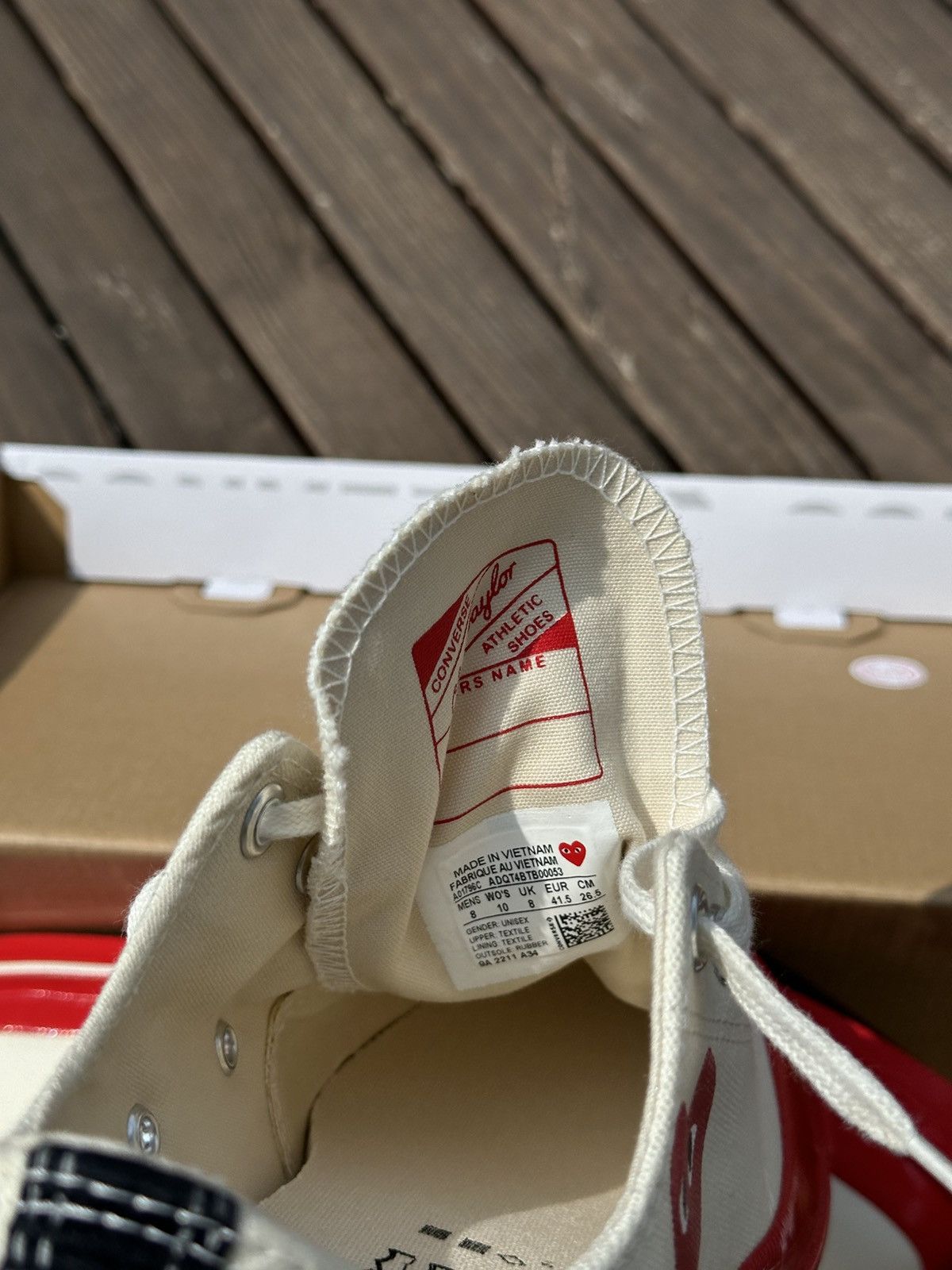 Converse Converse x Comme des Garçons PLAY Chuck 70 Low Pristine Red Size US 8 / EU 41 - 8 Thumbnail
