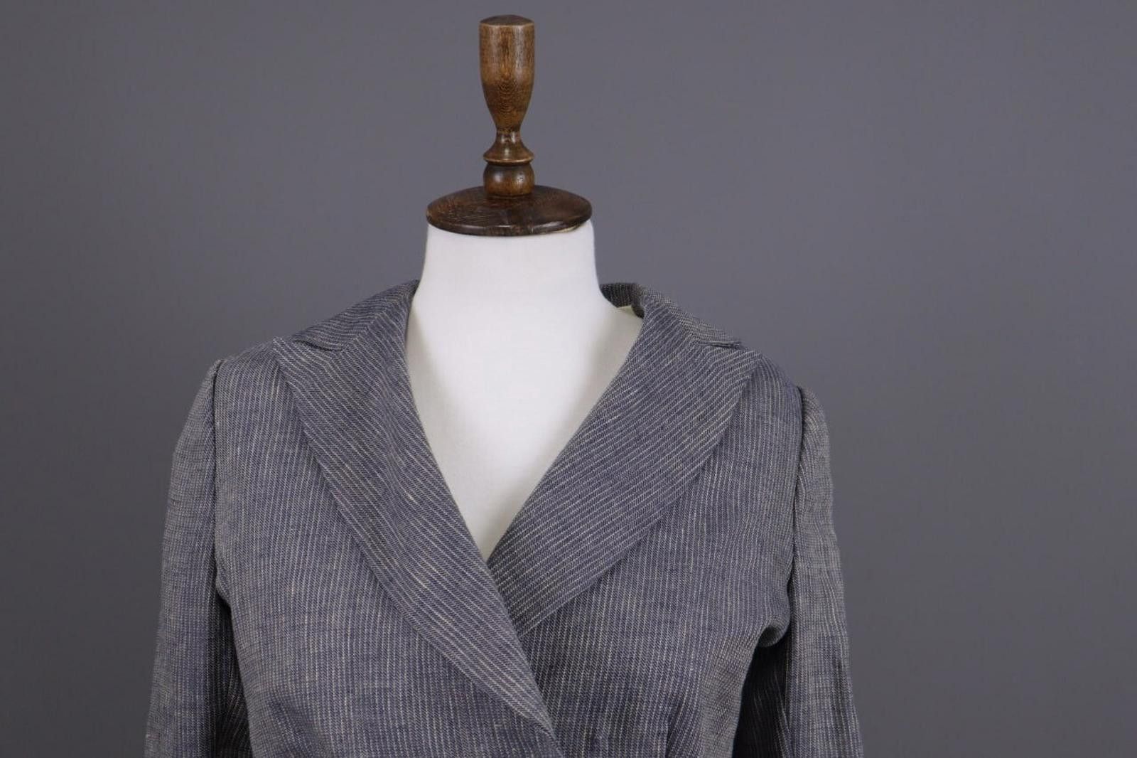 Designer Toast Gray Luxury Double Breast Blazer Jacket Size 10/S Size S / US 4 / IT 40 - 2 Thumbnail