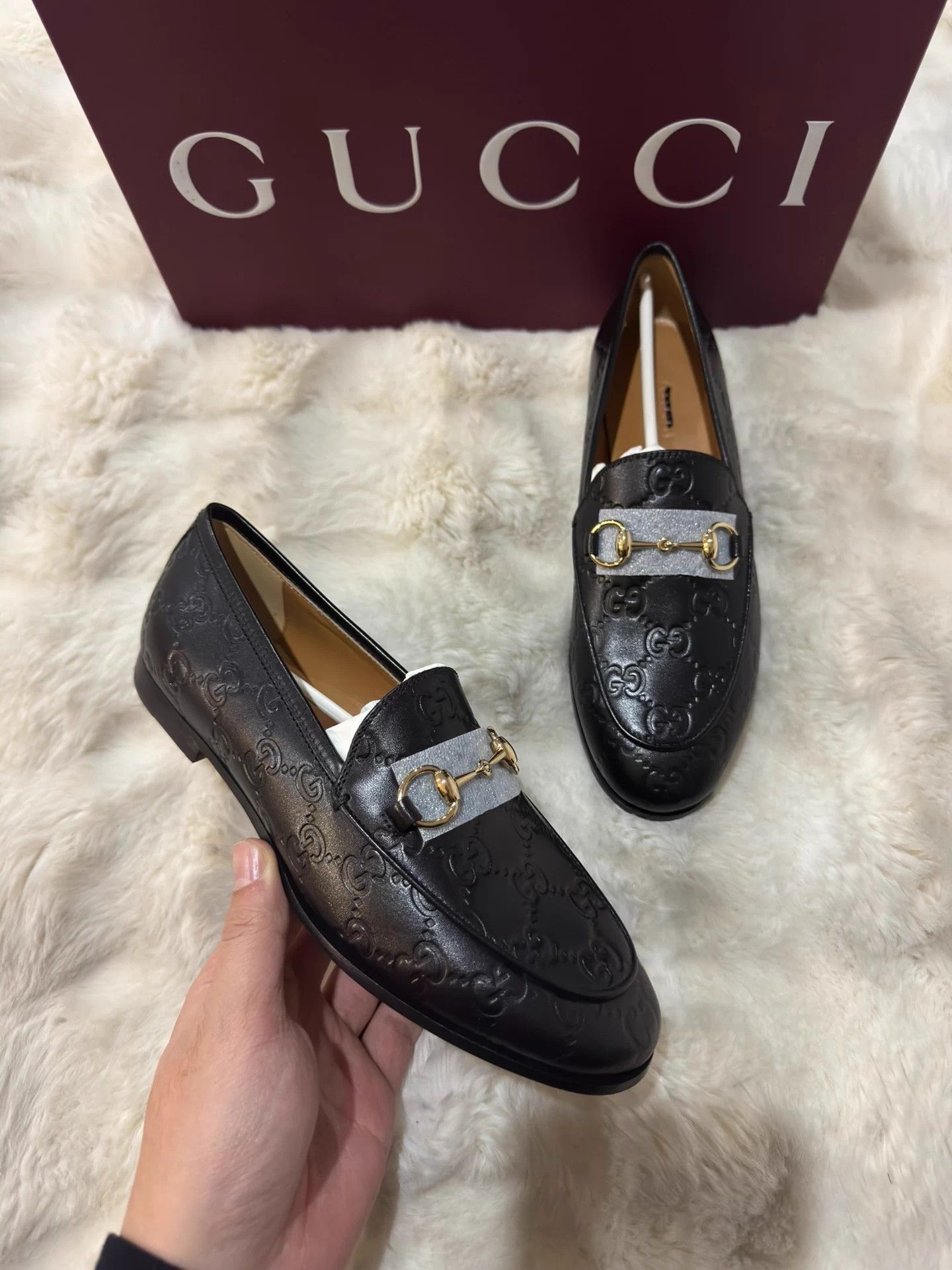 Gucci Gucci Black Gold All Over Print Loafer 35.5 Size US 4.5 / IT 34.5 - 3 Thumbnail