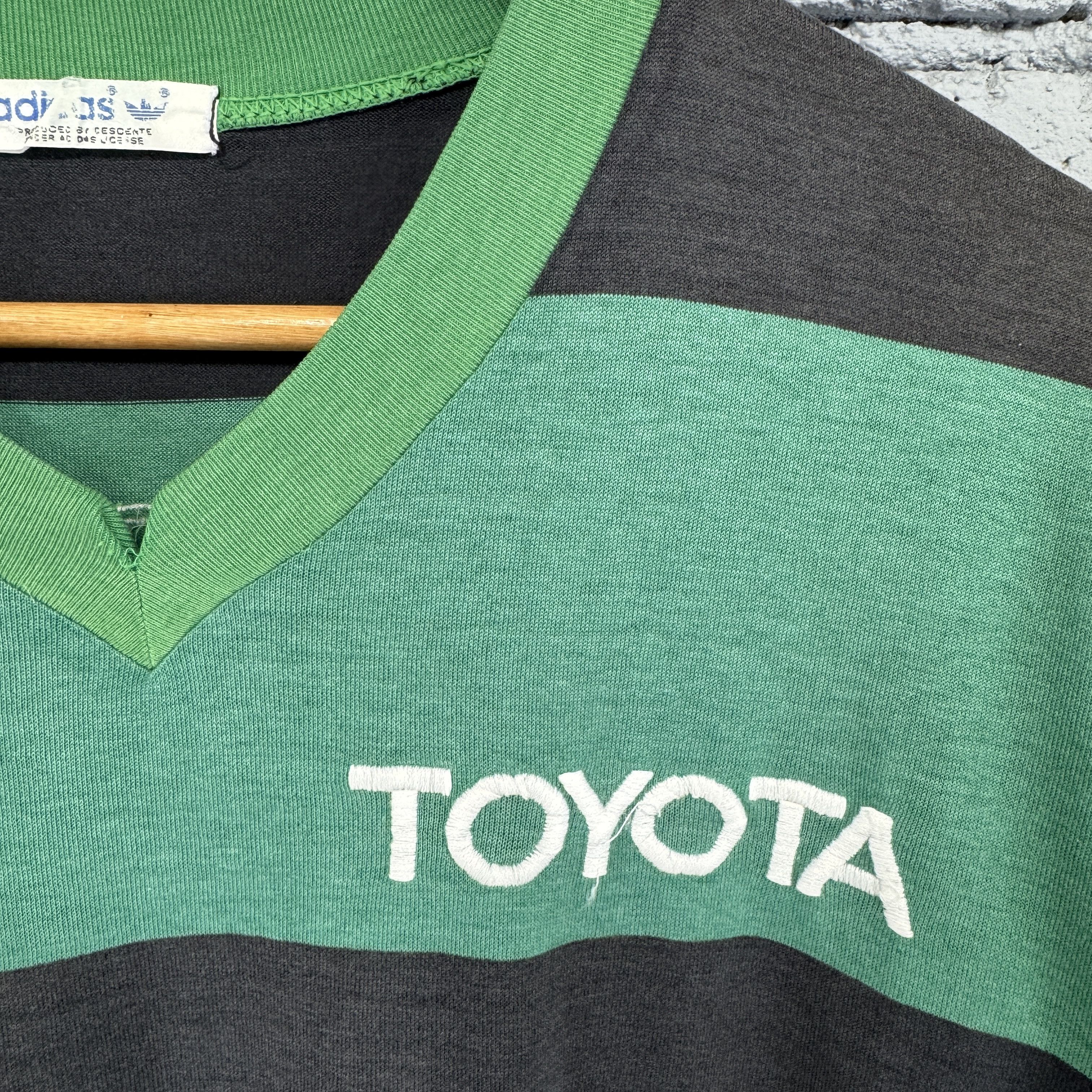 Vintage Rare Vintage Adidas 80s Striped Toyota V-neck Tshirt Size US L / EU 52-54 / 3 - 5 Thumbnail