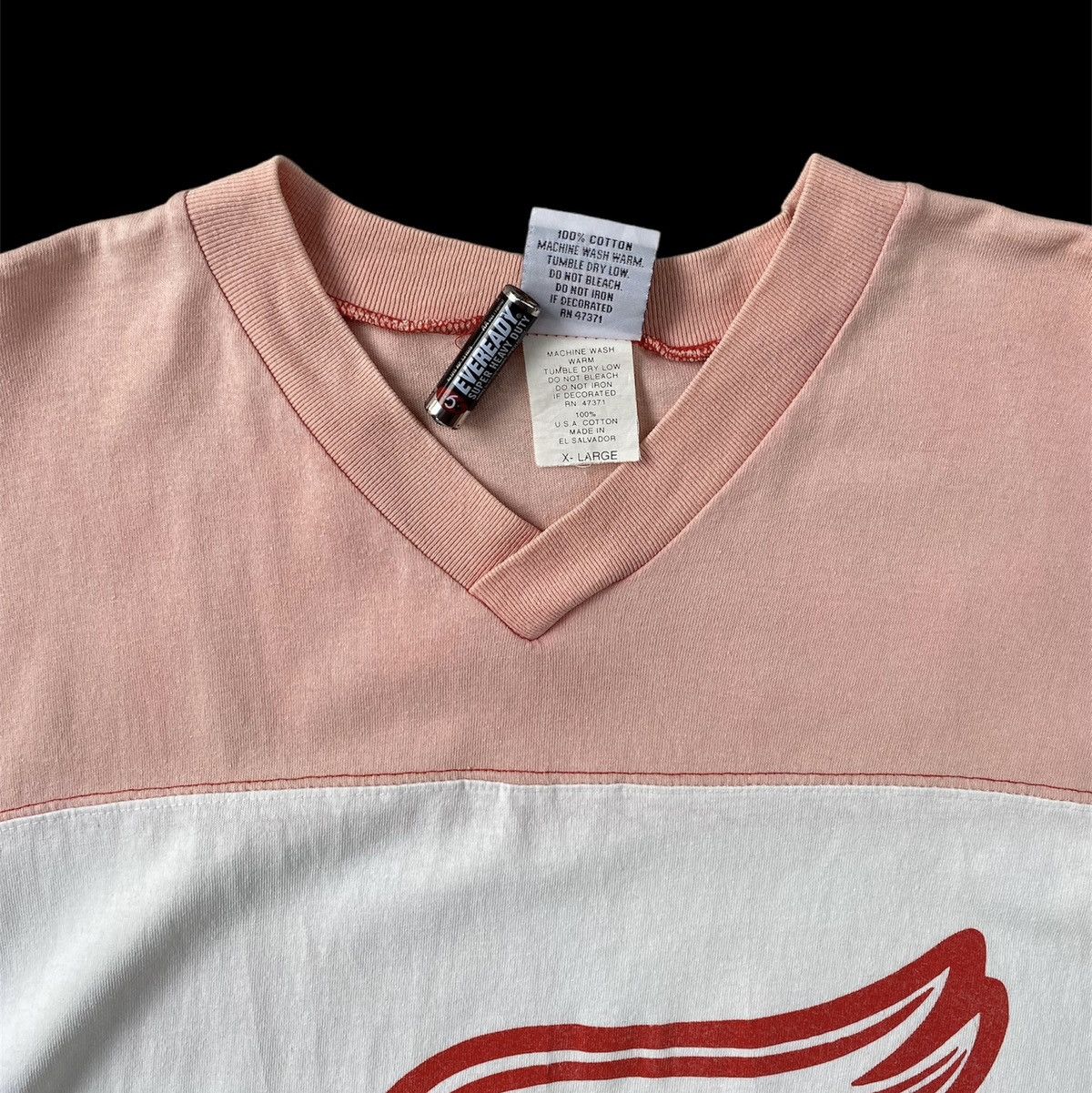 Vintage Vintage Distressed DARREN McCARTY Detroit Red Wings Nhl Tees Size US XL / EU 56 / 4 - 12 Thumbnail