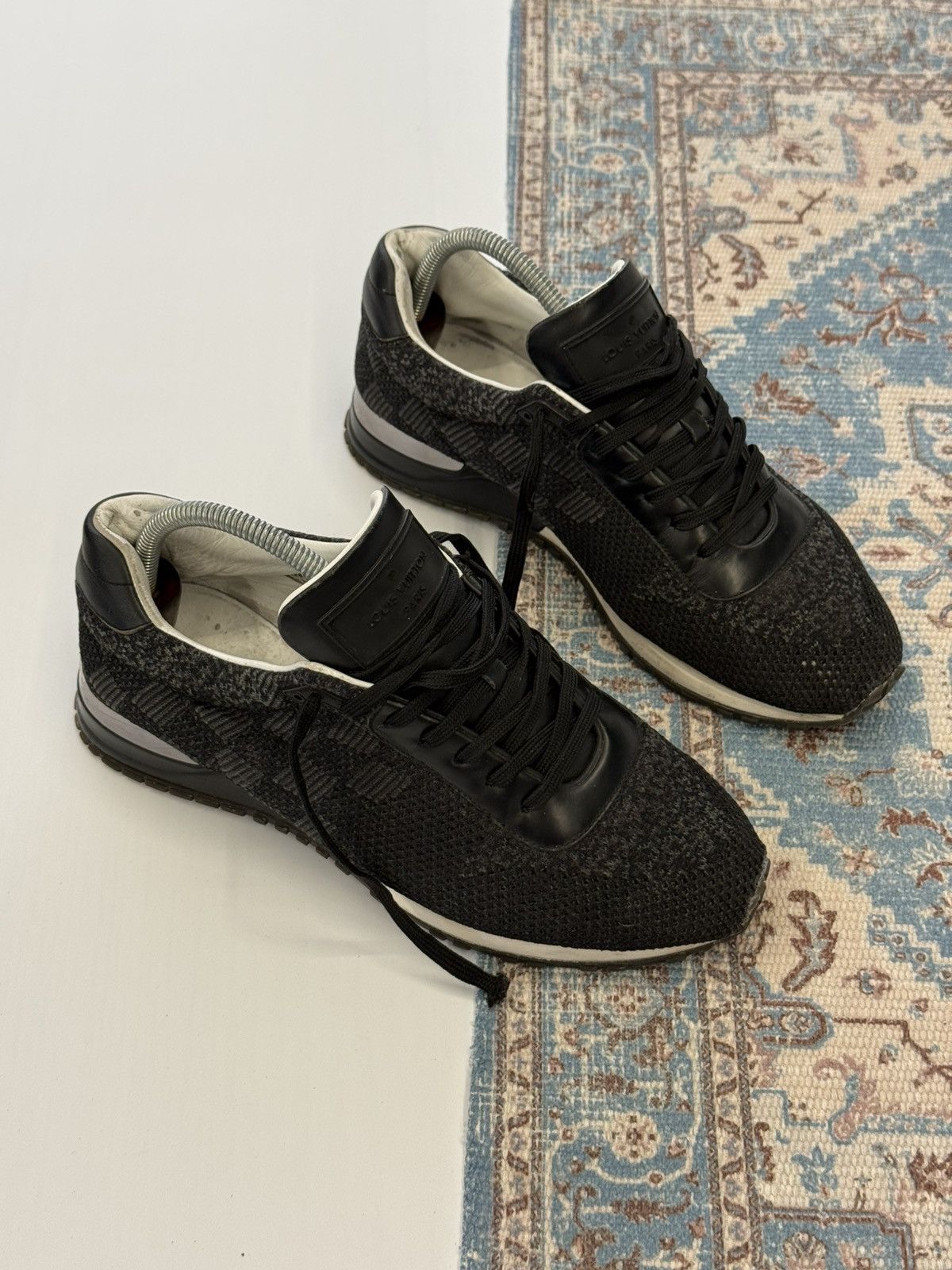 Louis Vuitton Louis Vuitton Damier Run Away Sneakers Shoes Size US 6.5 / EU 39-40 - 2 Thumbnail