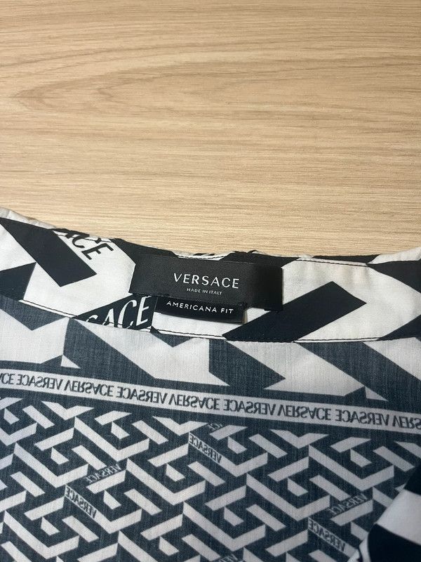 Versace Versace shirt Black and White Size US XL / EU 56 / 4 - 3 Thumbnail