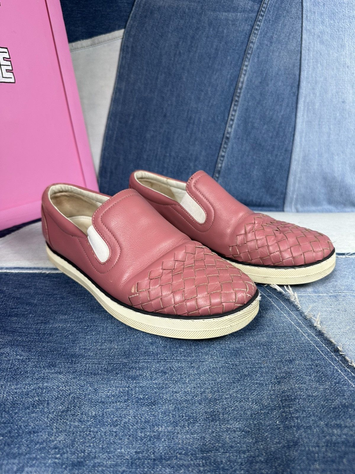 Bottega Veneta Bottega Veneta Intrecciato Slip-On Sneakers Pink Size US 8.5 / IT 38.5 - 2 Thumbnail