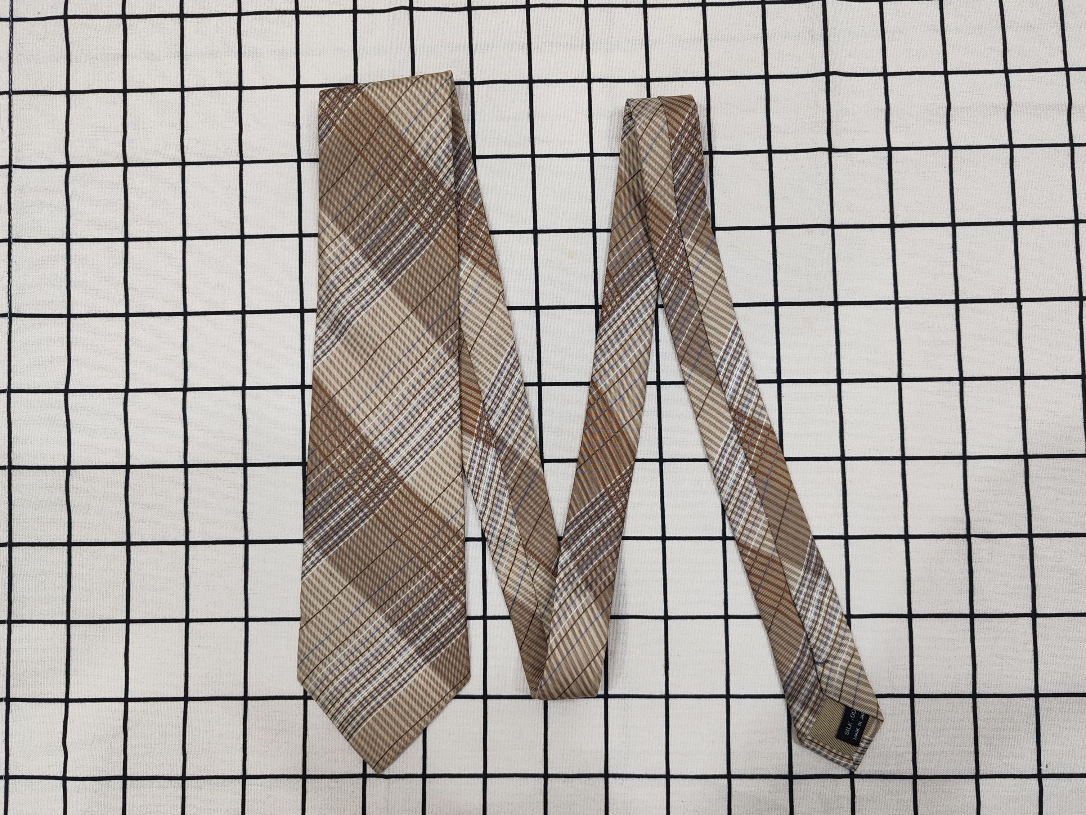 Issey Miyake ISSEY MIYAKE CLASSIC MULTI PLAID NECKTIE 100% SILK FOR MEN Size ONE SIZE - 3 Thumbnail