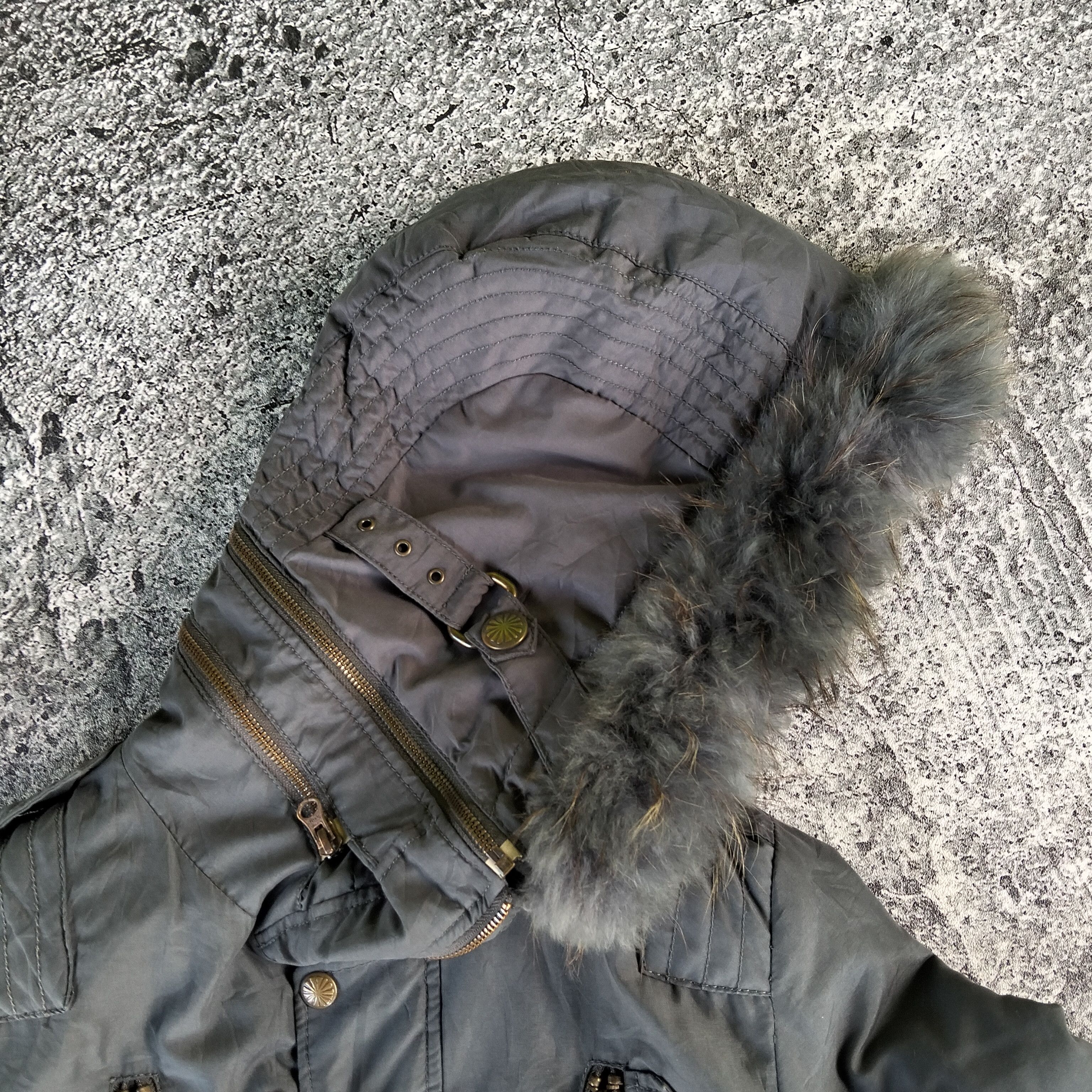 If Six Was Nine Japanese Madmind Fur Hoodie Bondage Jacket Lgb If6w9 Style Size US S / EU 44-46 / 1 - 6 Thumbnail