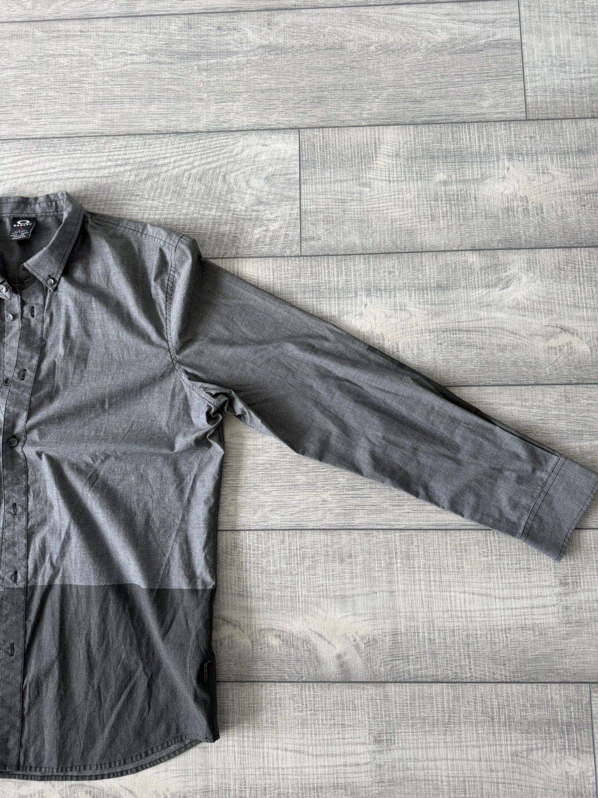Oakley Oakley Button Up Size US XL / EU 56 / 4 - 6 Thumbnail