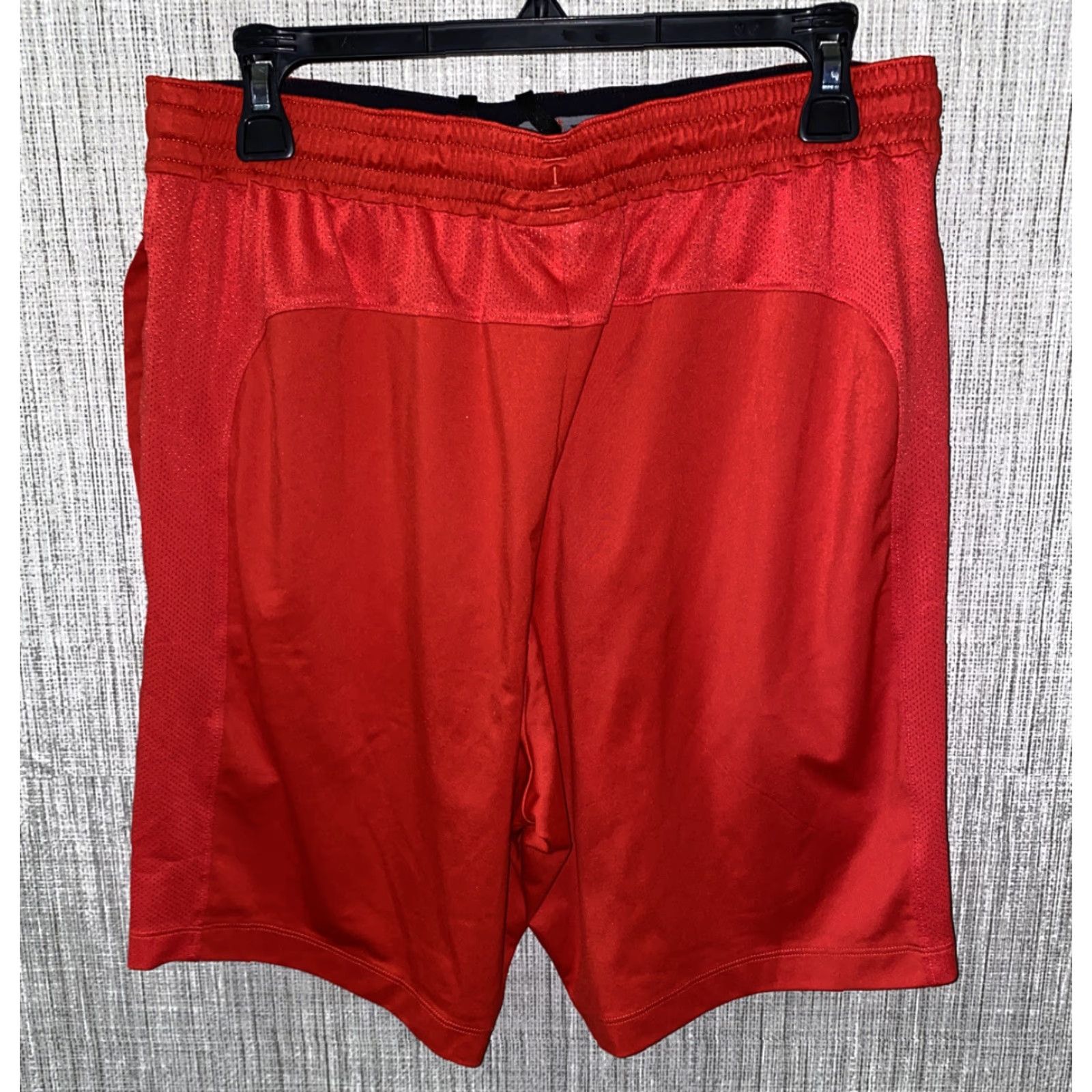 Under Armour Under Armour Mens Red Drawstring Basketball Shorts L Regular Basketball Shorts Mens Red Size US 33 - 4 Thumbnail