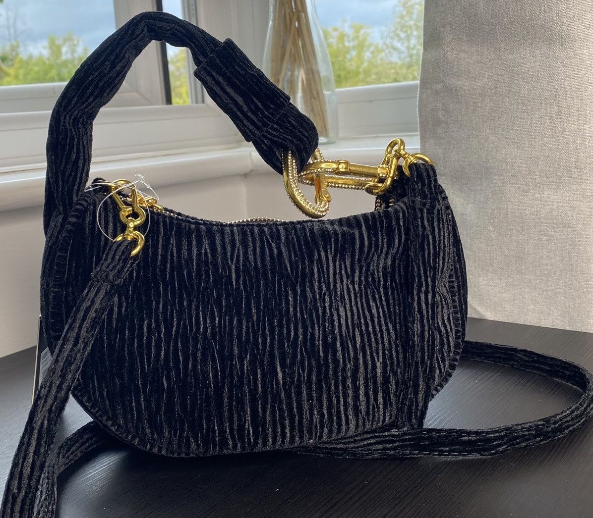 Juicy Couture Juicy Couture Blossom Small Hobo RRP $250 Size ONE SIZE - 3 Thumbnail