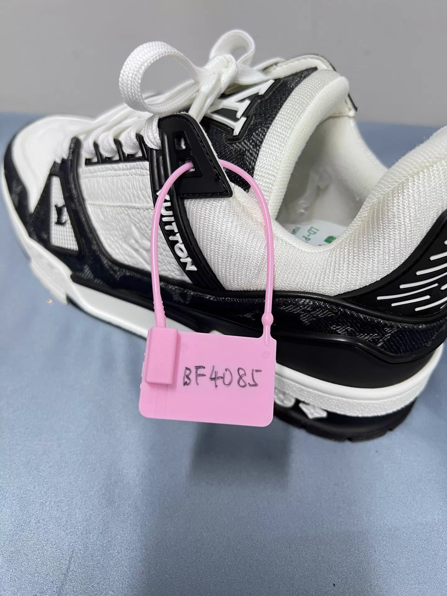 Louis Vuitton LV Black White Denim Panda Trainer 37 Size US 6.5 / IT 36.5 - 9 Thumbnail