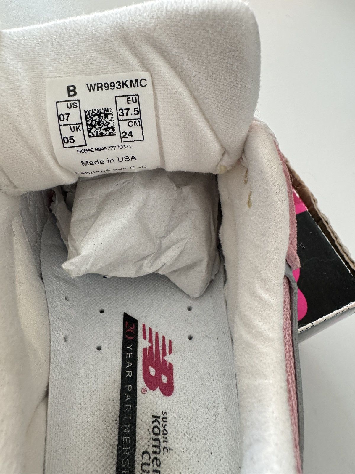 New Balance New Balance 993 Pink 20th Anniversary Breast Size US 7 / IT 37 - 10 Thumbnail