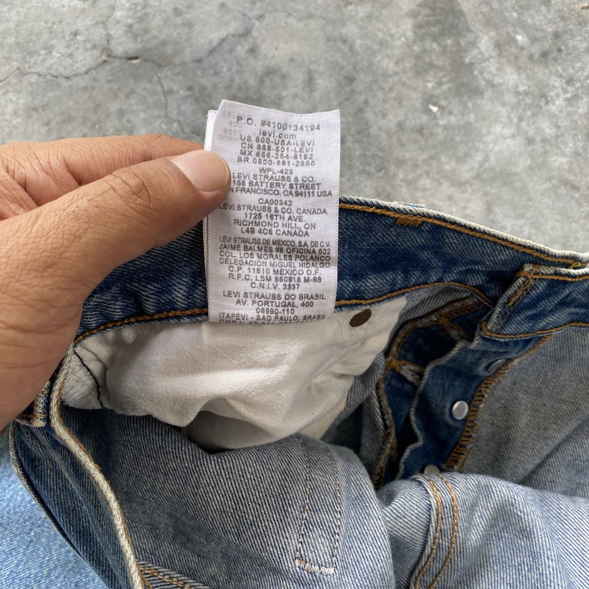 Levi's Vintage Y2K Levis 501 Distressed Denim w36 Size US 36 / EU 52 - 14 Thumbnail