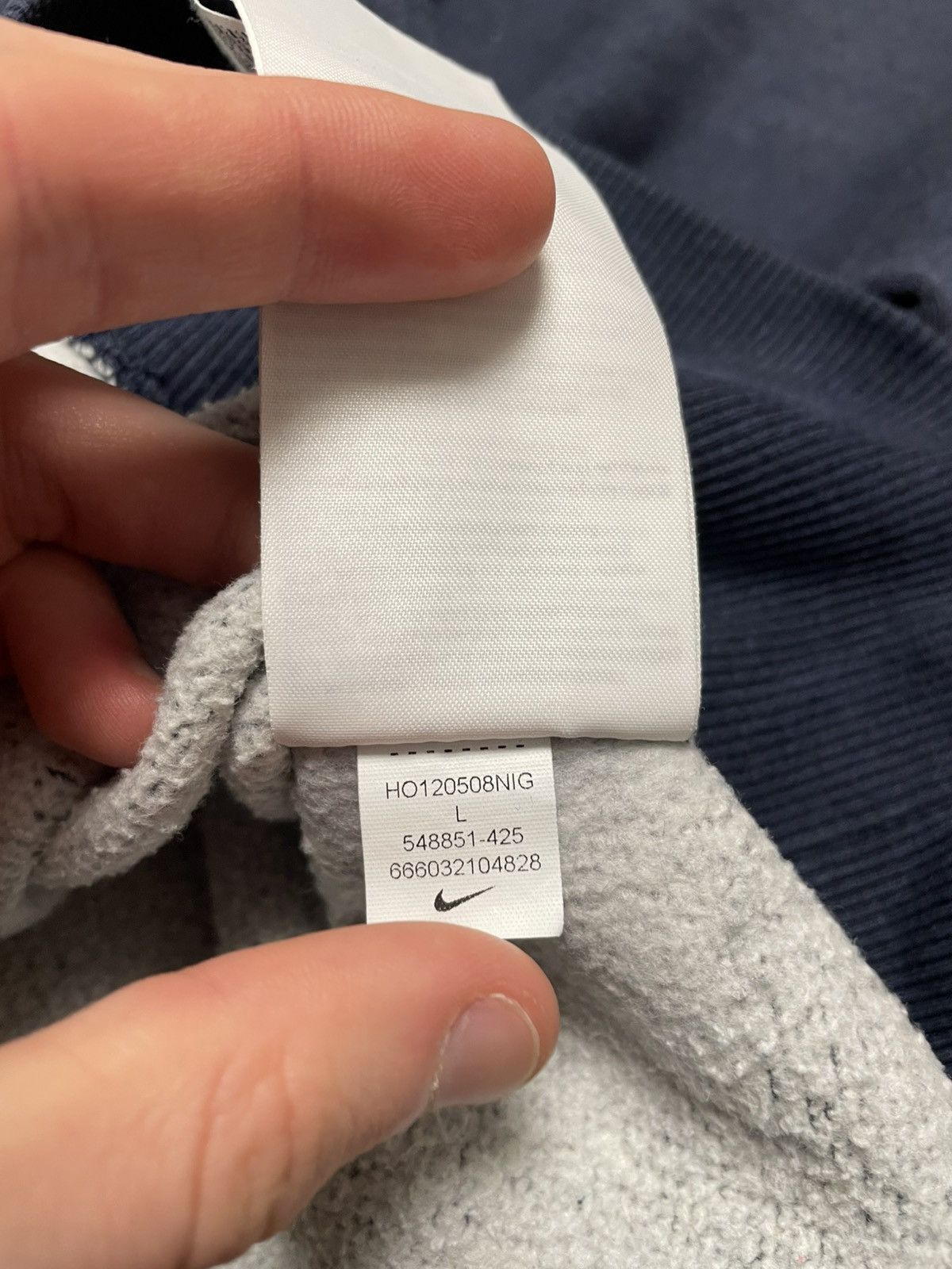 Nike Vintage Nike Navy Blue Basic Sweatshirt Crewneck Gray Tag Size US L / EU 52-54 / 3 - 14 Thumbnail
