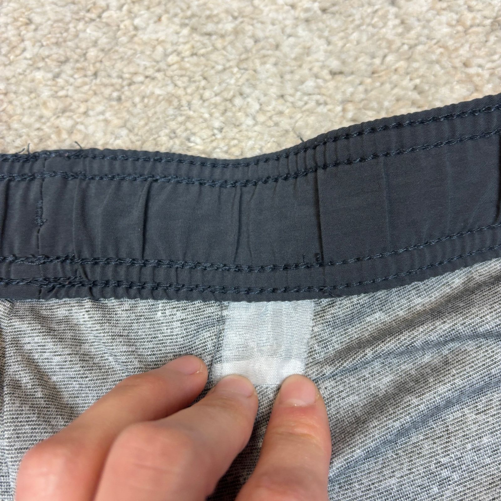 Vuori Vuori 7" Shorts Mens Size 38 Gray Striped Lined Kore Hybrid Size US 38 / EU 54 - 5 Thumbnail