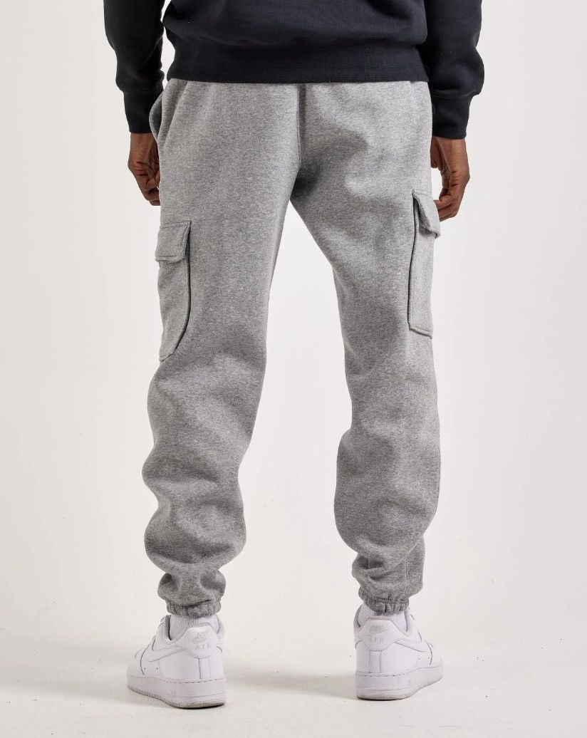 Nike Nike Club Fleece Cargo Joggers in Black Updated Version Size US 30 / EU 46 - 3 Thumbnail