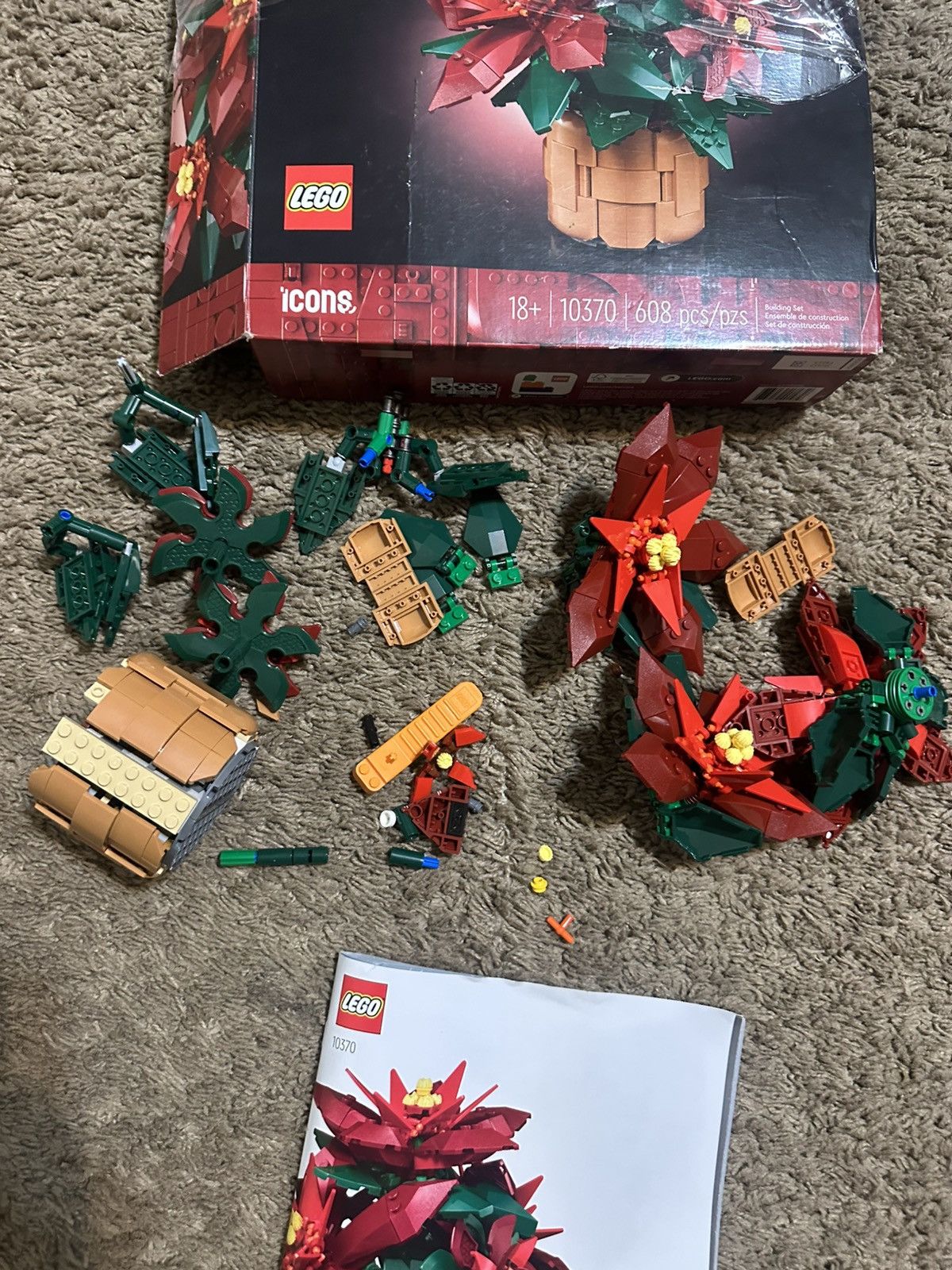 LEGO LEGO Red & Green Poinsettia Floral Set Size ONE SIZE - 5 Thumbnail