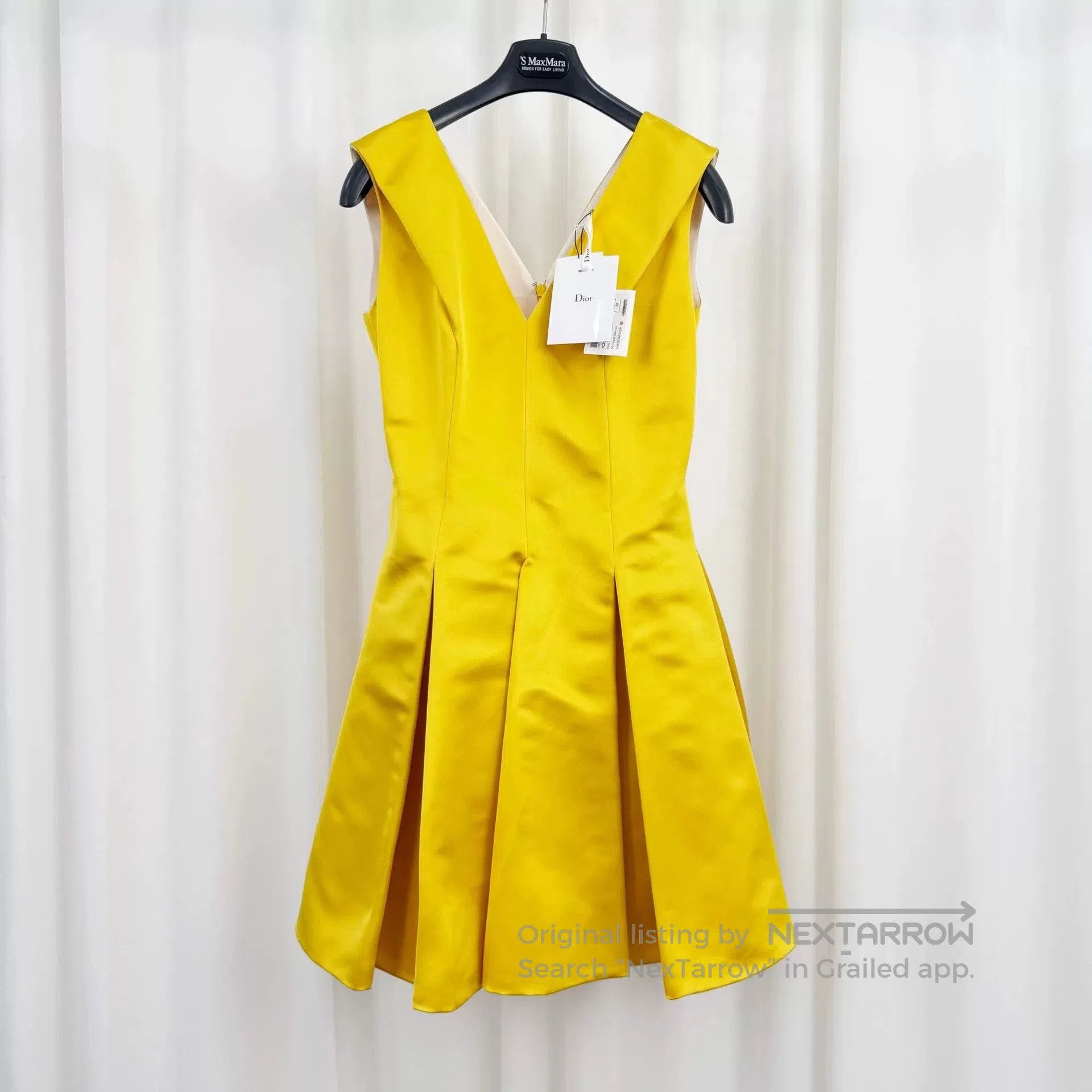 Dior Dior Thick Silk V-Neck Dress. Size S / US 4 / IT 40 - 1 Thumbnail