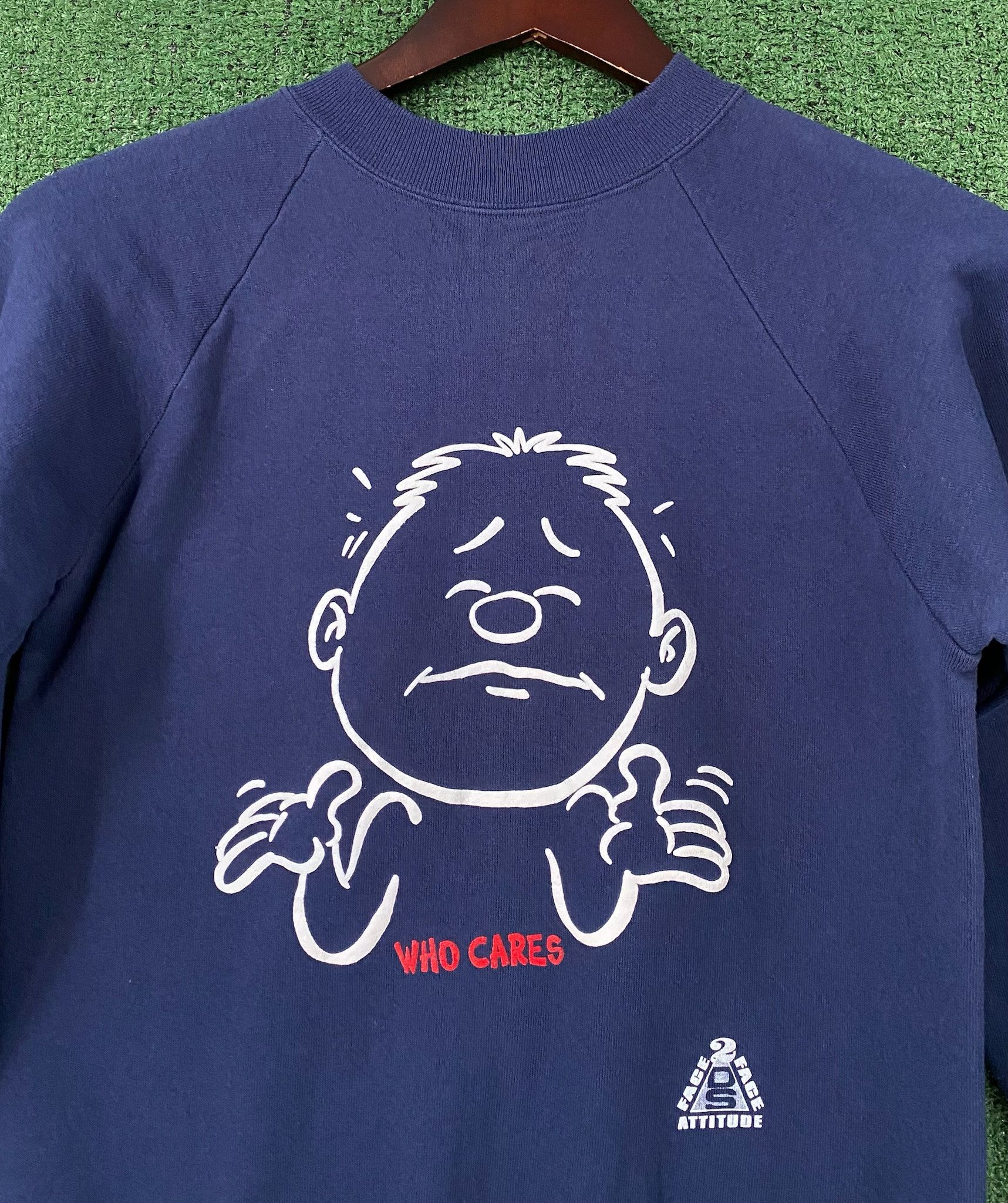 Hanes 90’s Attitude Humor Who Cares Cartoon Navy Sweatshirt Small Size S / US 4 / IT 40 - 2 Thumbnail
