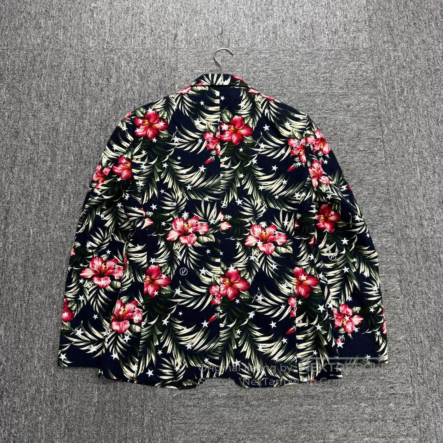uniform experiment uniform experiment Hiroshi Fujiwara floral blazer. Size US S / EU 44-46 / 1 - 5 Thumbnail