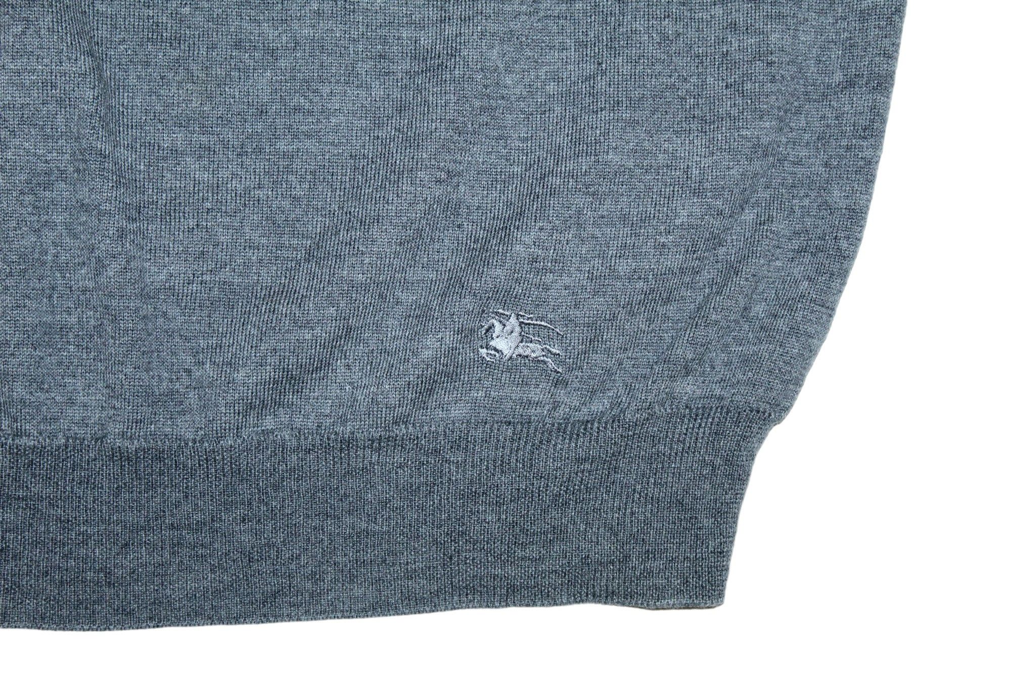 Burberry Burberry London Classic Logo Embroidery V-neck Wool Jumper Size US XXL / EU 58 / 5 - 6 Thumbnail