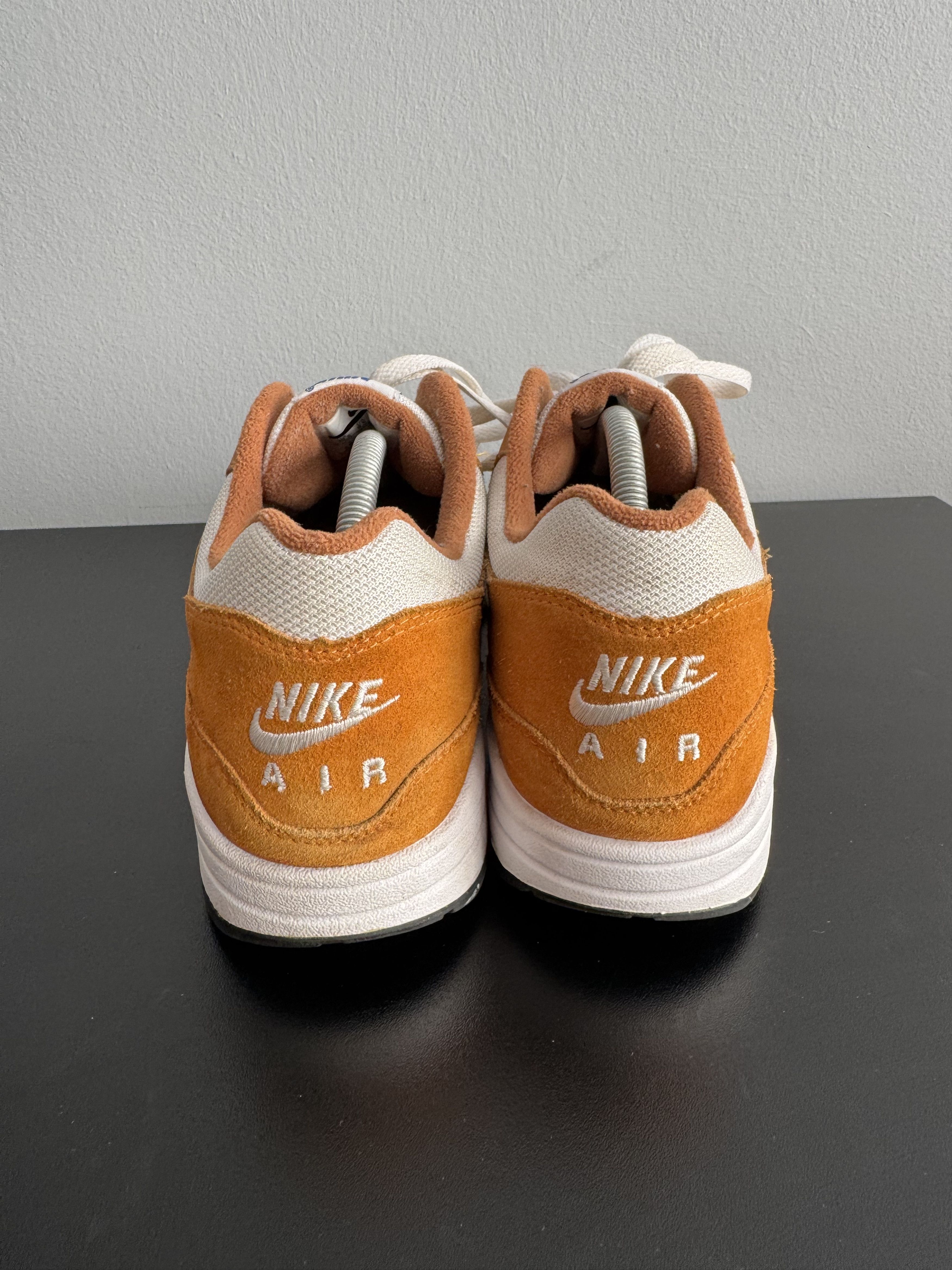 Nike Nike Air Max 1 Curry 2018 atmos travis orange yellow Size US 10.5 / EU 43-44 - 2 Thumbnail