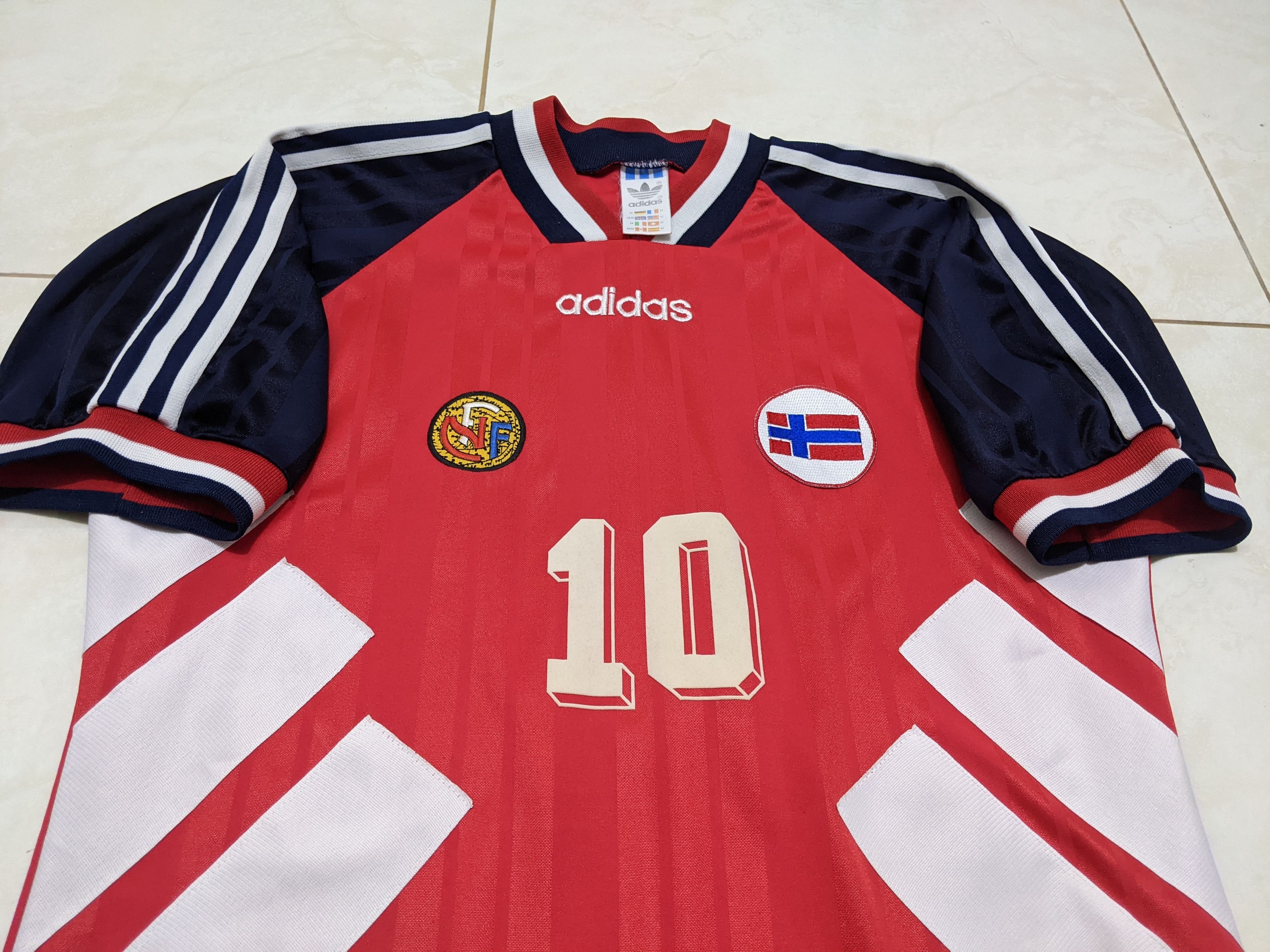 Adidas Norwegia home world cup 1994 rekdal Jersey football shirt Size US M / EU 48-50 / 2 - 4 Thumbnail