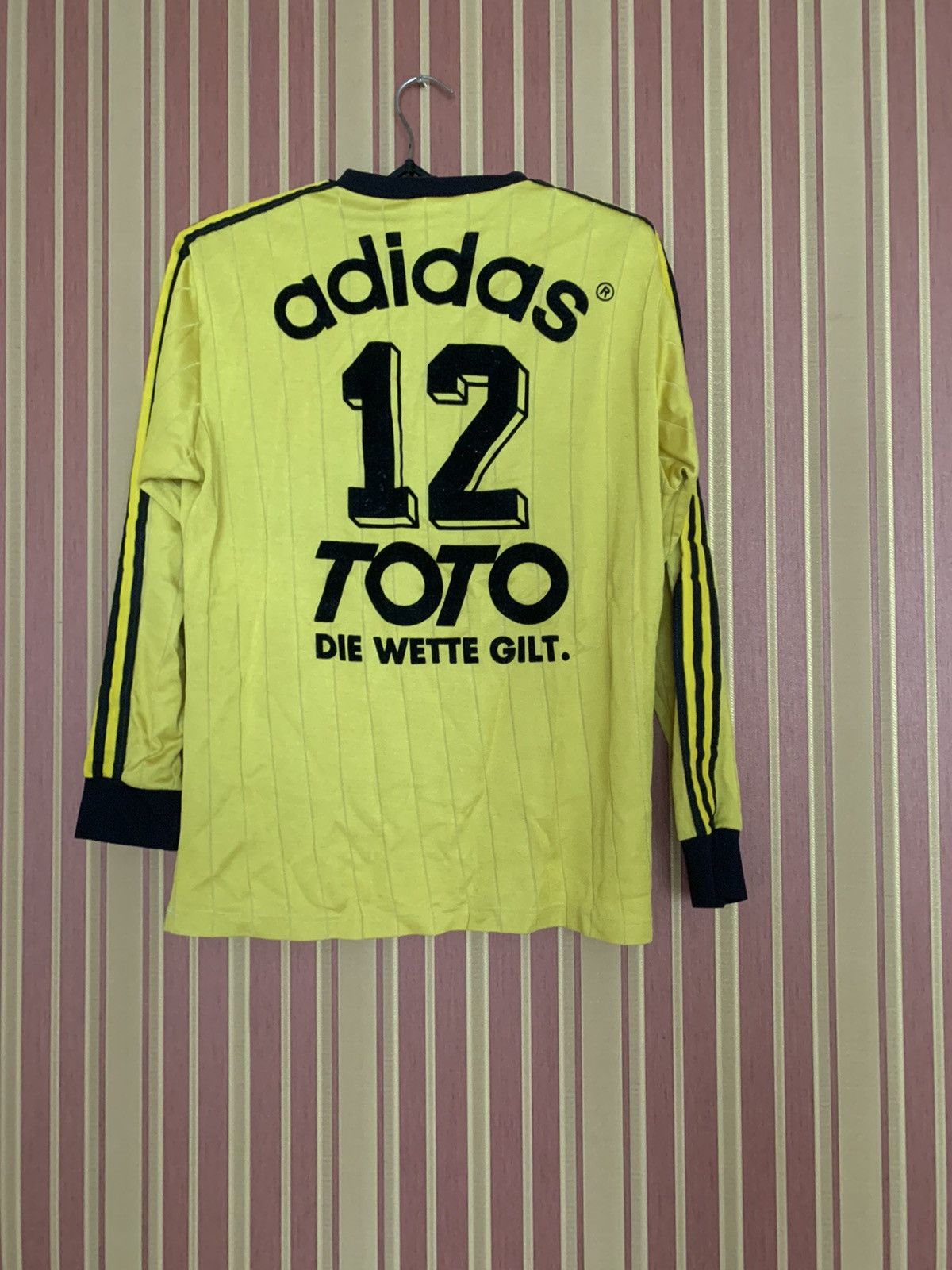 Adidas ADIDAS 90s GOALKEEPER FOOTBALL SHIRT SOCCER JERSEY sz XL MEN Size US XL / EU 56 / 4 - 7 Thumbnail