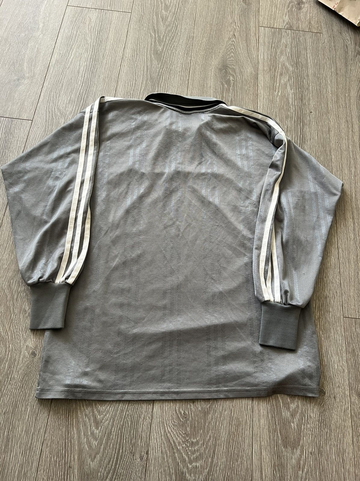 Adidas Vintage 90s Adidas Jersey Long Sleeve Soccer Football Size US M / EU 48-50 / 2 - 13 Thumbnail