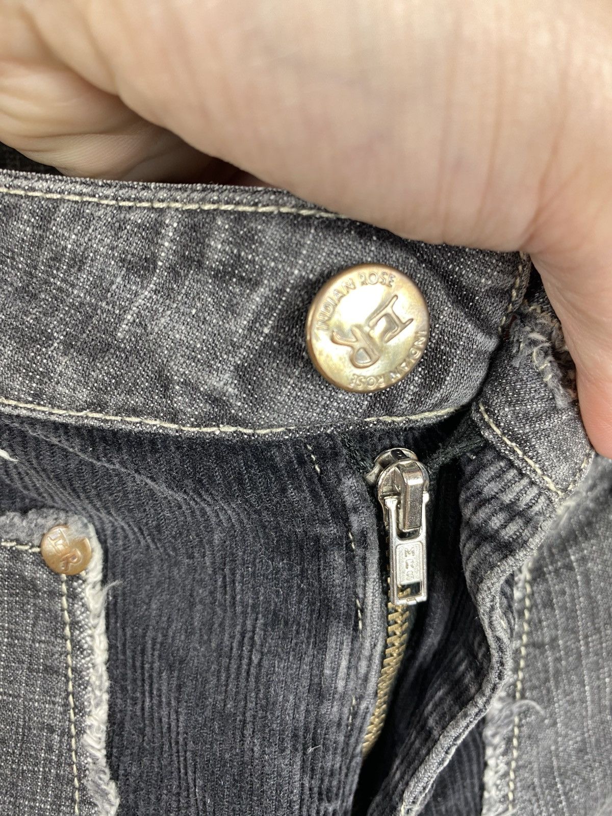 Other Indian Rose Low Rise Corduroy Opium Jeans Flared Italy Size US 30 / EU 46 - 12 Thumbnail