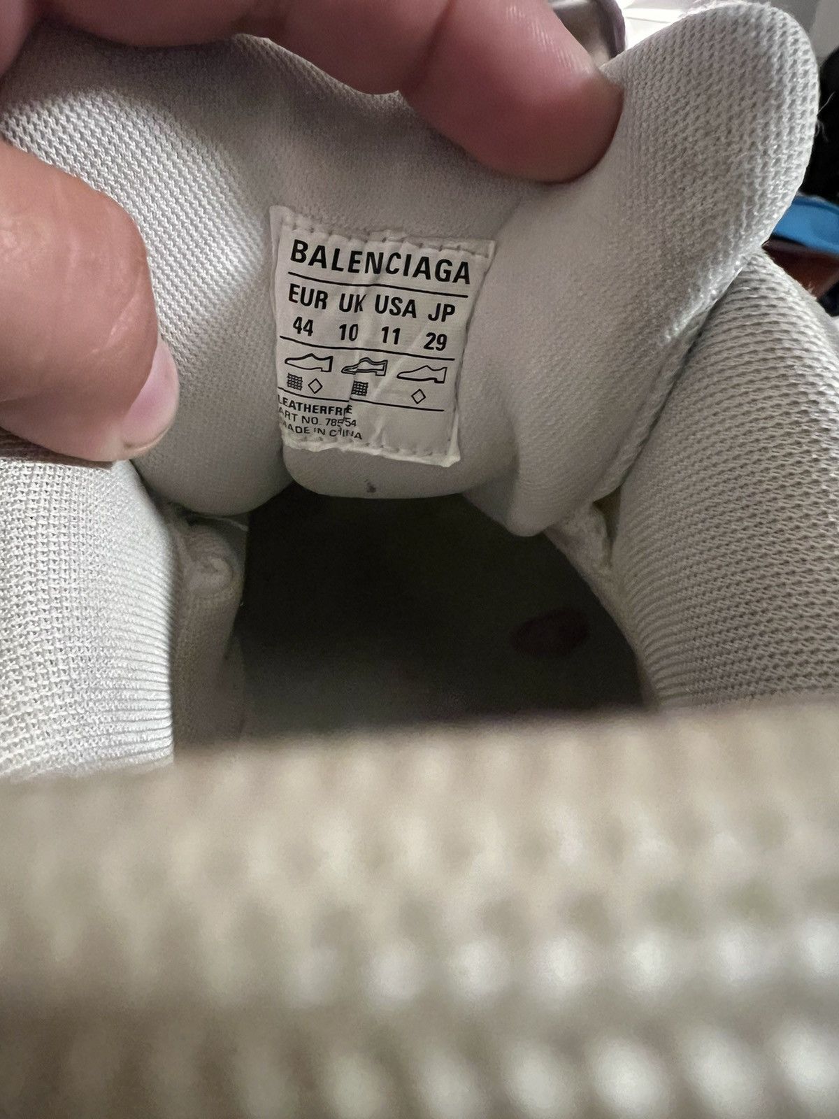 Balenciaga Balenciaga Cargo Sneakers - White/Eggshell Size US 11 / EU 44 - 6 Thumbnail