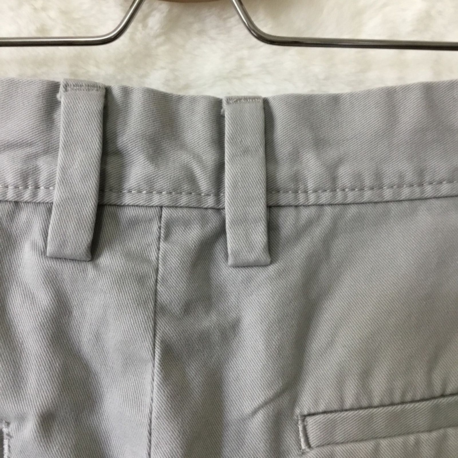 Banana Republic Banana Republic Men's Light Gray Aiden Chino Shorts Size US 28 / EU 44 - 4 Thumbnail