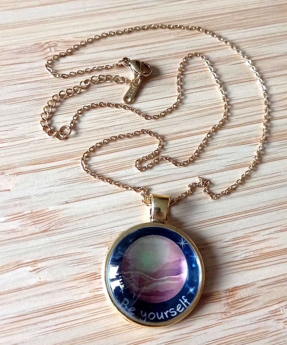 Hysteric Glamour × Japanese Brand × Vintage Punk Tiny Planet Mars Stainless Steel Gold Necklace Unique Size ONE SIZE - 2 Thumbnail