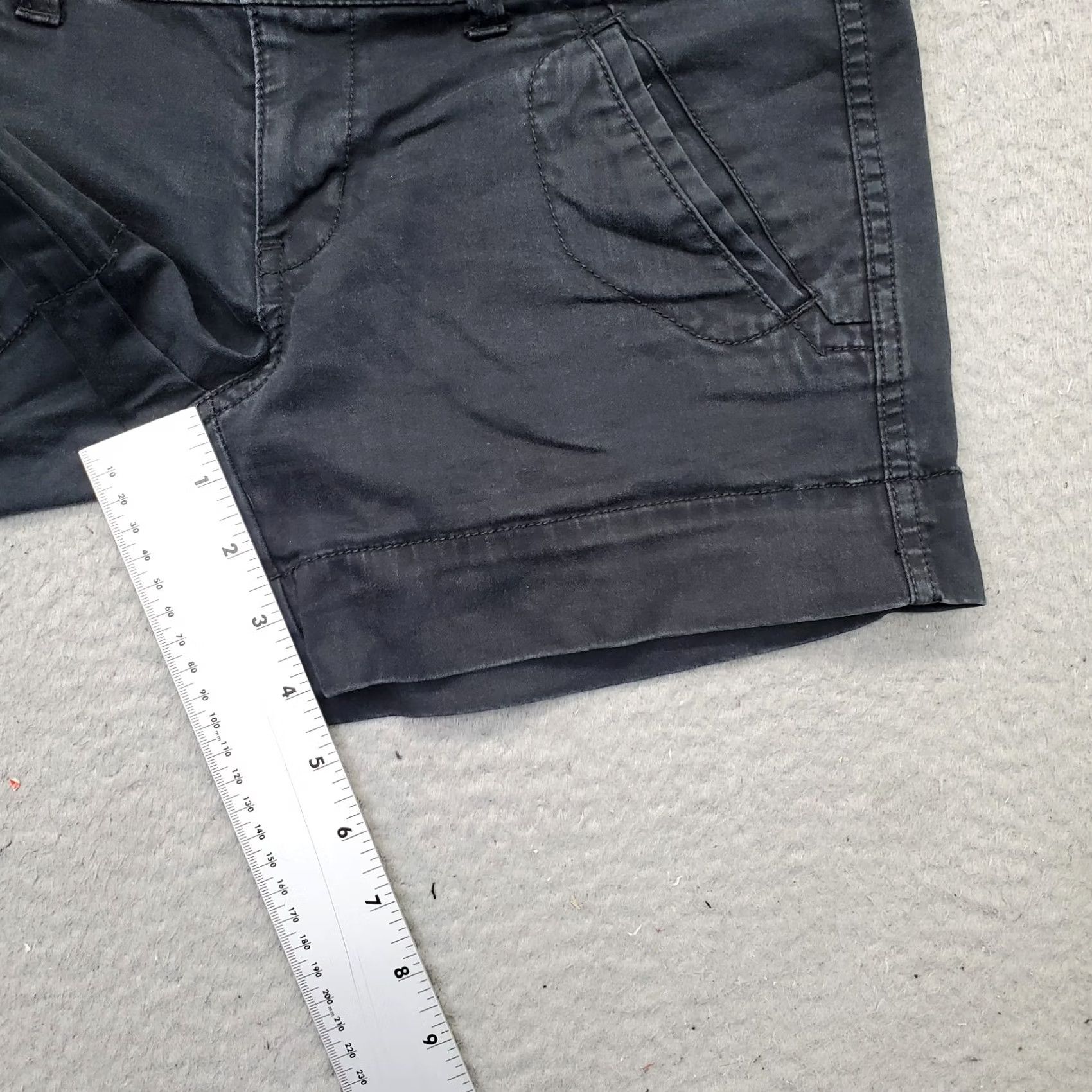 American Eagle Outfitters American Eagle Outfitters Shorts Womens 2 Black Denim Stretch Comfort High Waist - Casual Summer 5-Pocket Womens Size 2 Black Denim Shorts Size 26" / US 2 / IT 38 - 4 Thumbnail