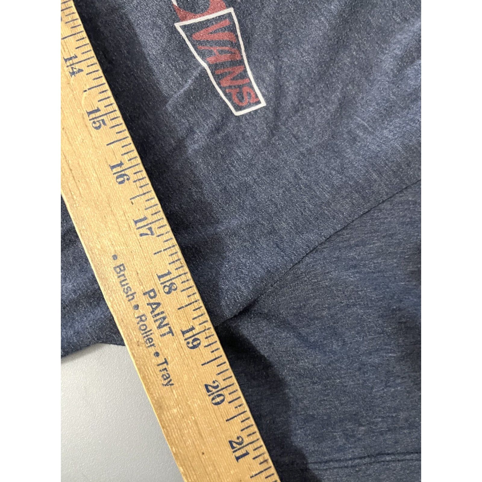 Vans VINTAGE Off The Wall T Shirt Men’s Medium Classic Fit Graphic Blue Flower Pockets Embroidered 90s Mens Size US M / EU 48-50 / 2 - 6 Thumbnail