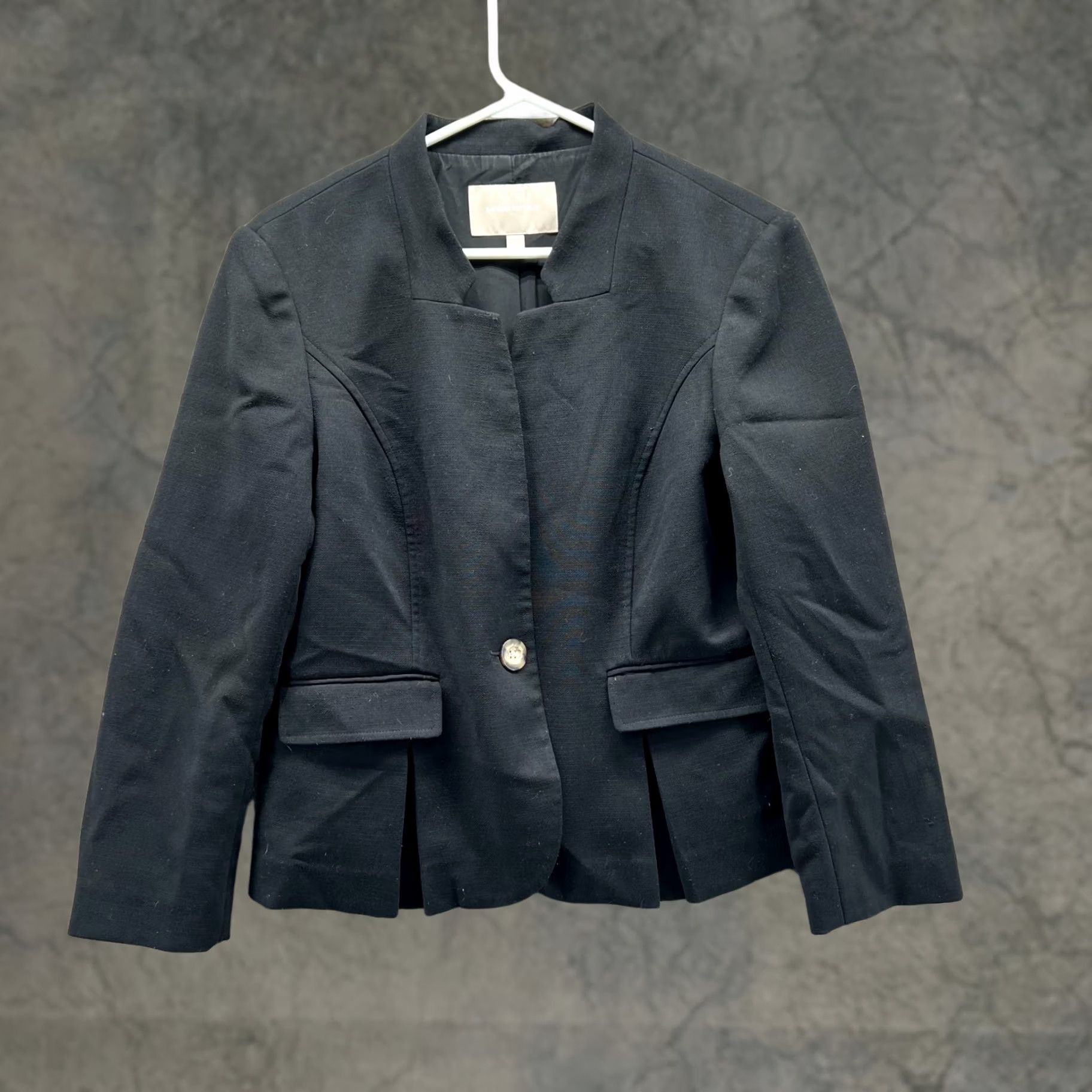 Banana Republic Banana Republic Blazer Women 12 Black Polyester Viscose Long Sleeve Dress Jacket Sports Size XL / US 12-14 / IT 48-50 - 1 Thumbnail