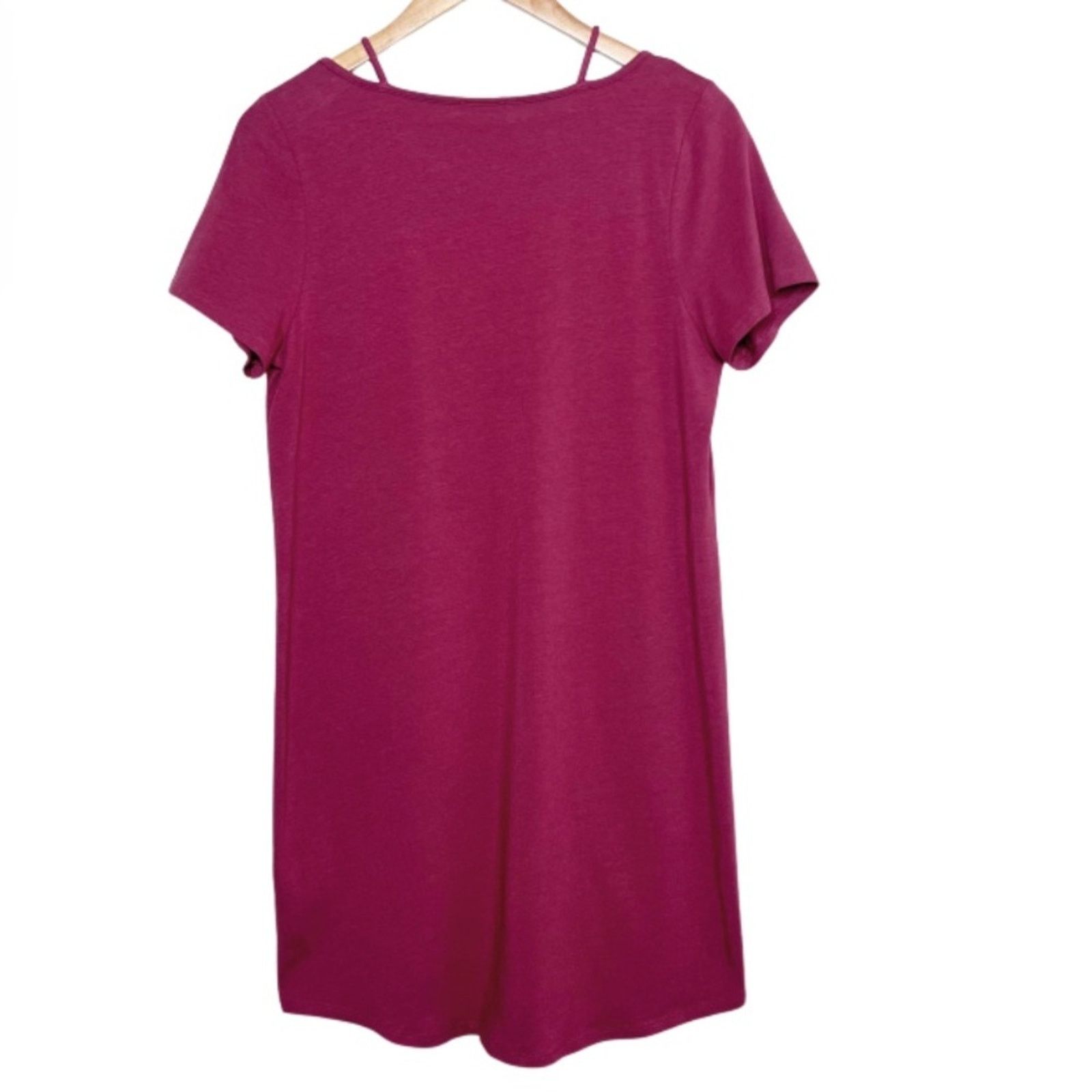 Express New with Tag Express Women’s Cut Out V-Neckline Mini Dress Size M / US 6-8 / IT 42-44 - 7 Thumbnail