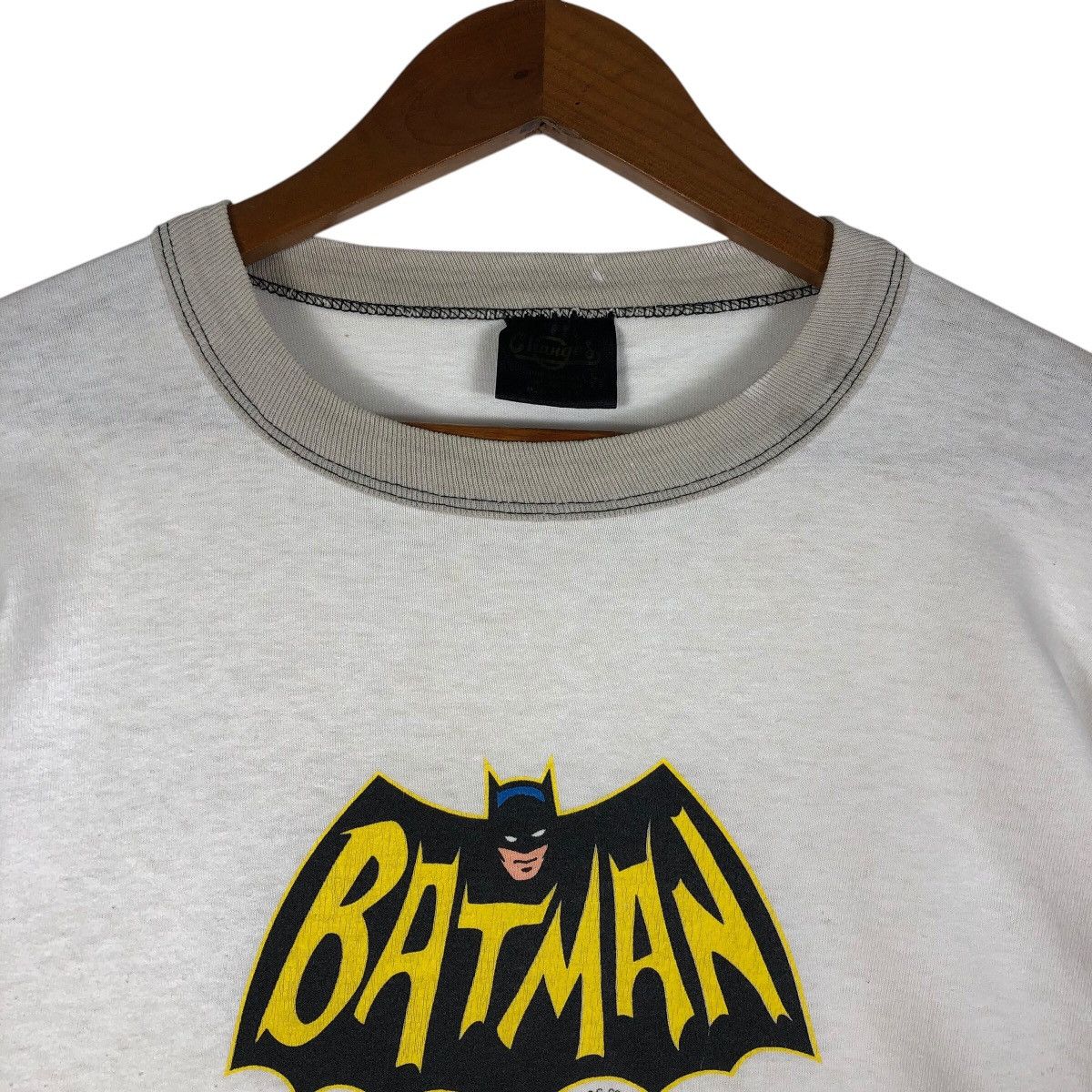 DC Comics BATMAN D.C. Comics Vintage Ringer T-Shirt Size US L / EU 52-54 / 3 - 3 Thumbnail
