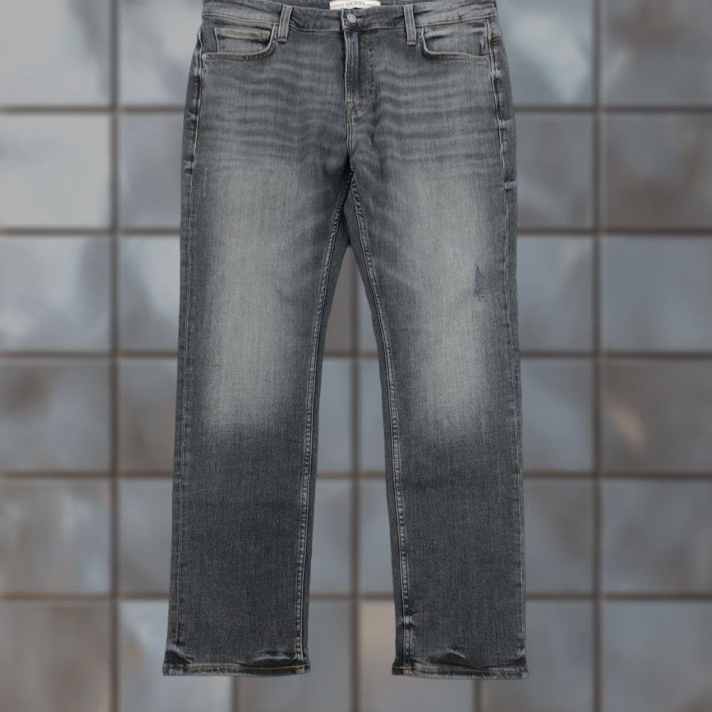Guess GUESS Jeans Mens 38x32 Davis Slim Straight Black Denim Pants Distressed Jeans 5-Pocket Design Straight Mens Regular Size 38 Black Denim Size US 38 / EU 54 - 1 Thumbnail