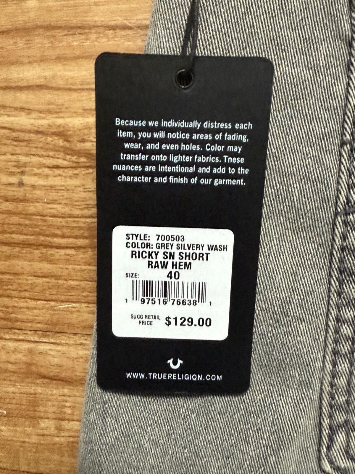 True Religion True Religion "Ricky" light grey denim shorts Size US 40 / EU 56 - 5 Thumbnail