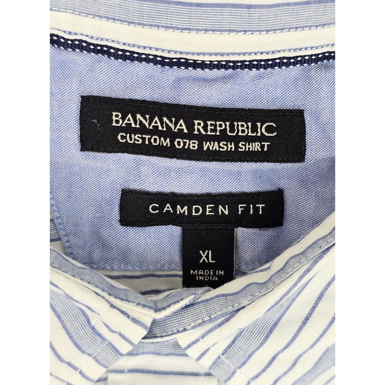 Banana Republic Banana Republic Shirt Mens XL Blue Striped Camden Fit EUC Button-Up Shirt / 3-Season Lightweight Cotton Size US XL / EU 56 / 4 - 2 Thumbnail